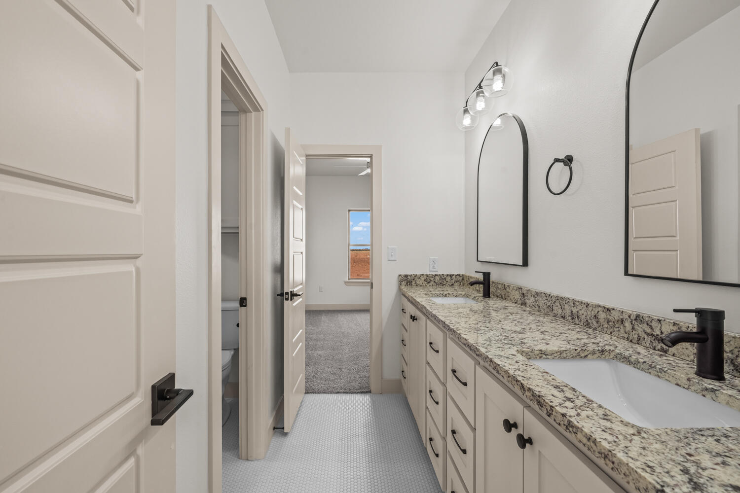 5513 County Road 6100