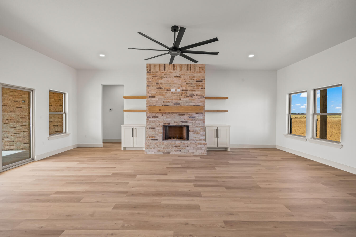 5513 County Road 6100