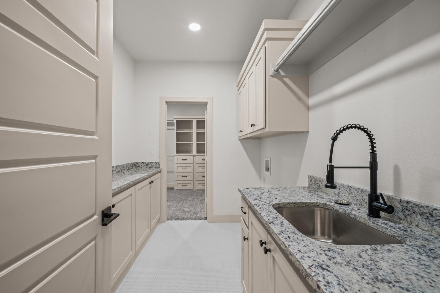 5513 County Road 6100