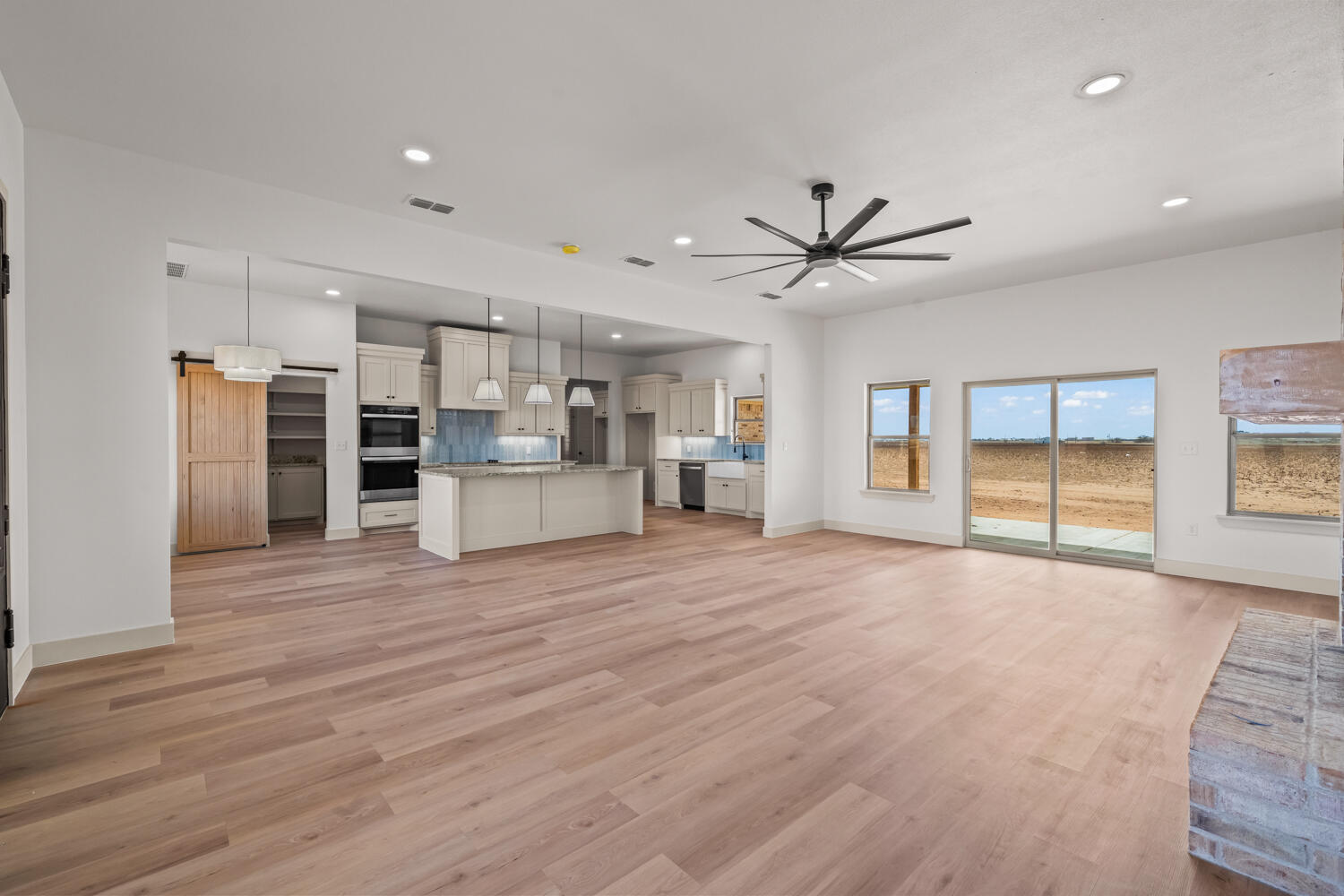 5513 County Road 6100