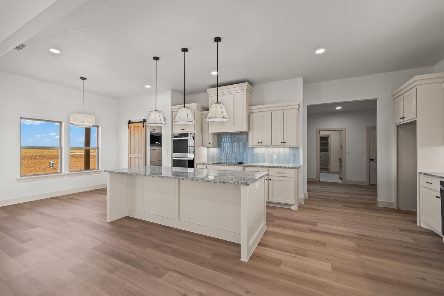 5513 County Road 6100