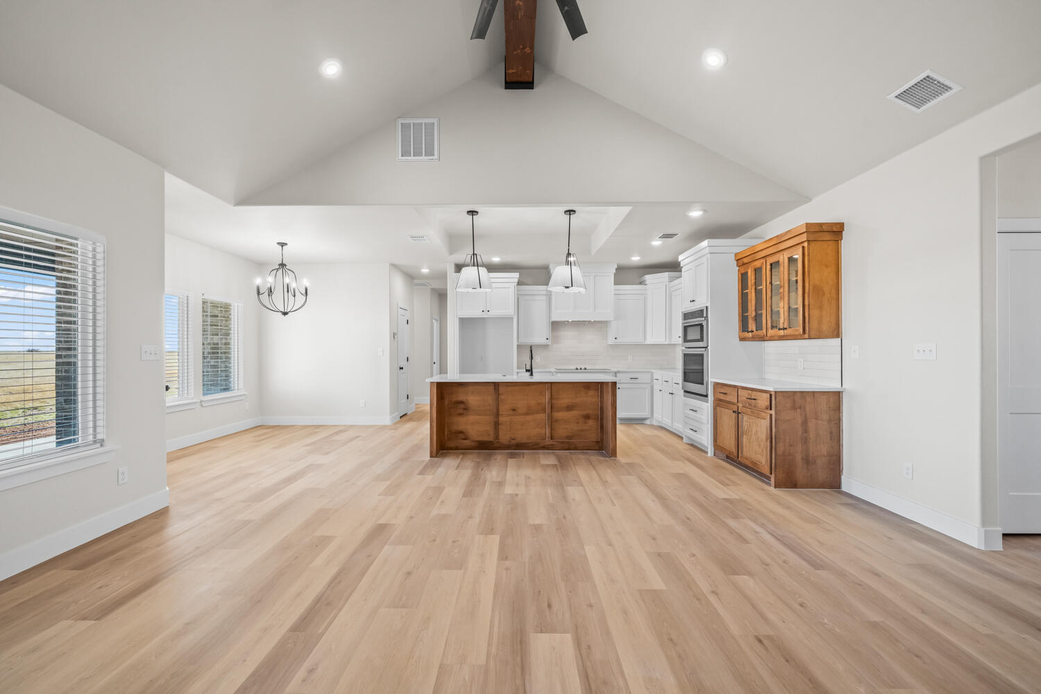 4121 County Road 7900