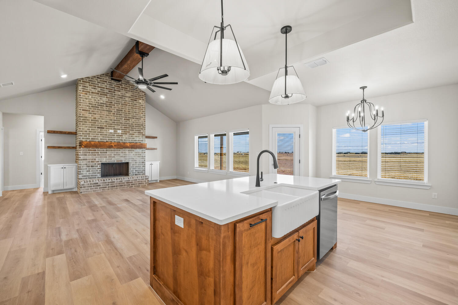 4121 County Road 7900