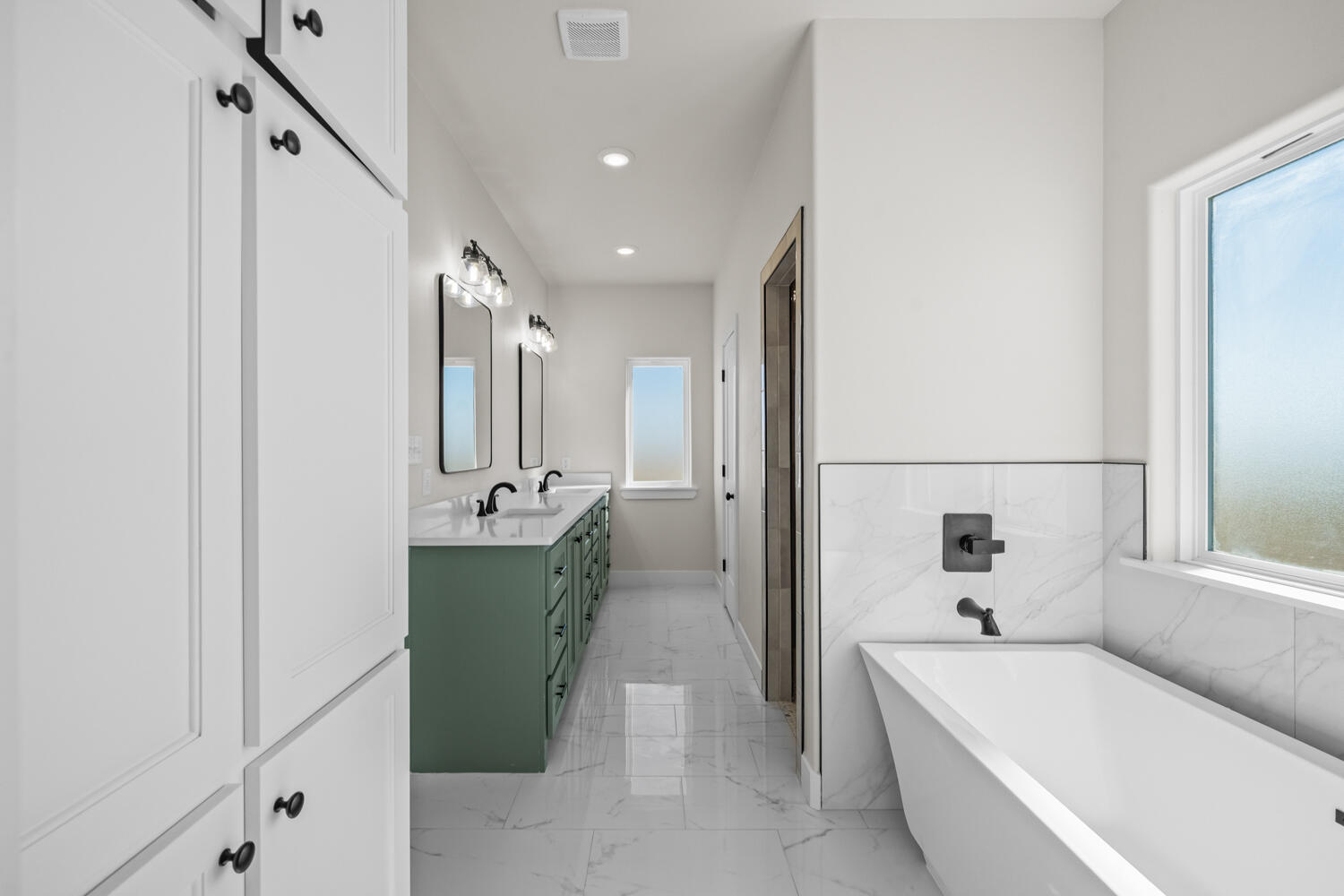 4121 County Road 7900