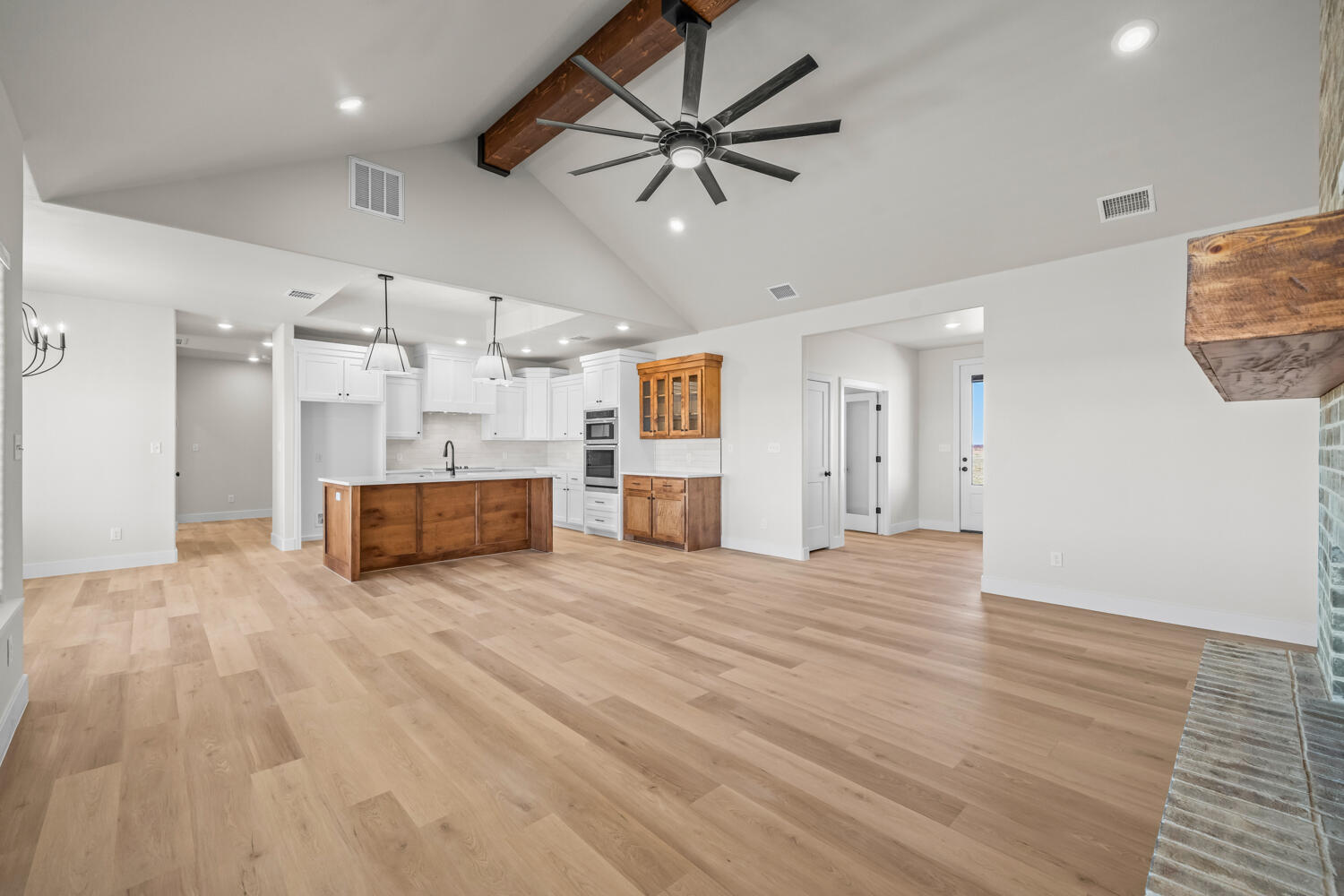 4121 County Road 7900