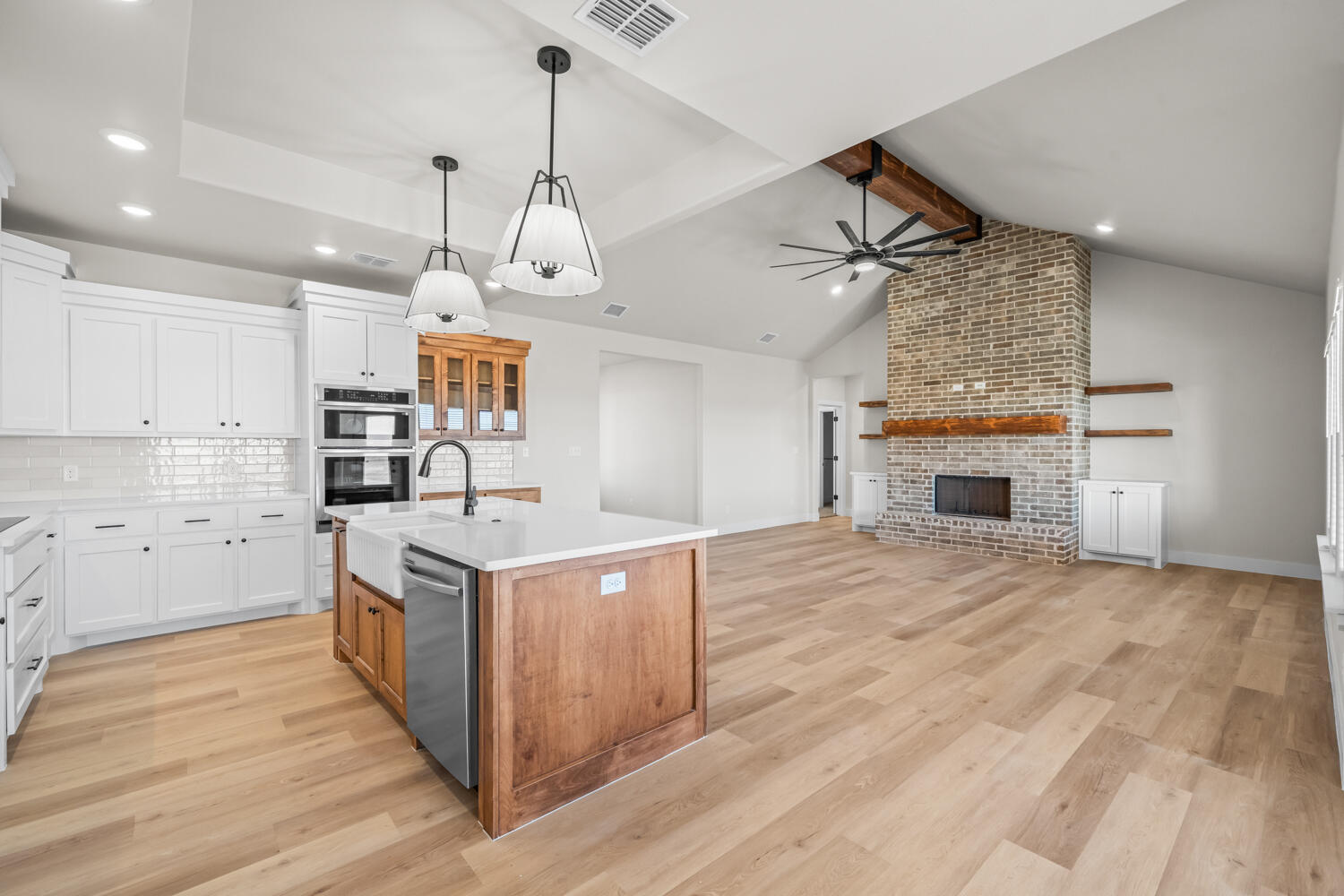 4121 County Road 7900