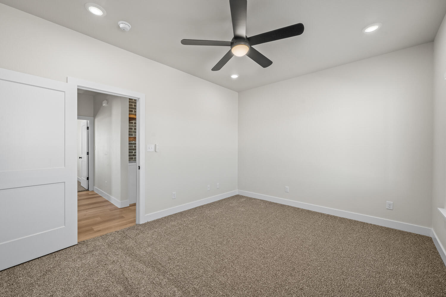 4121 County Road 7900