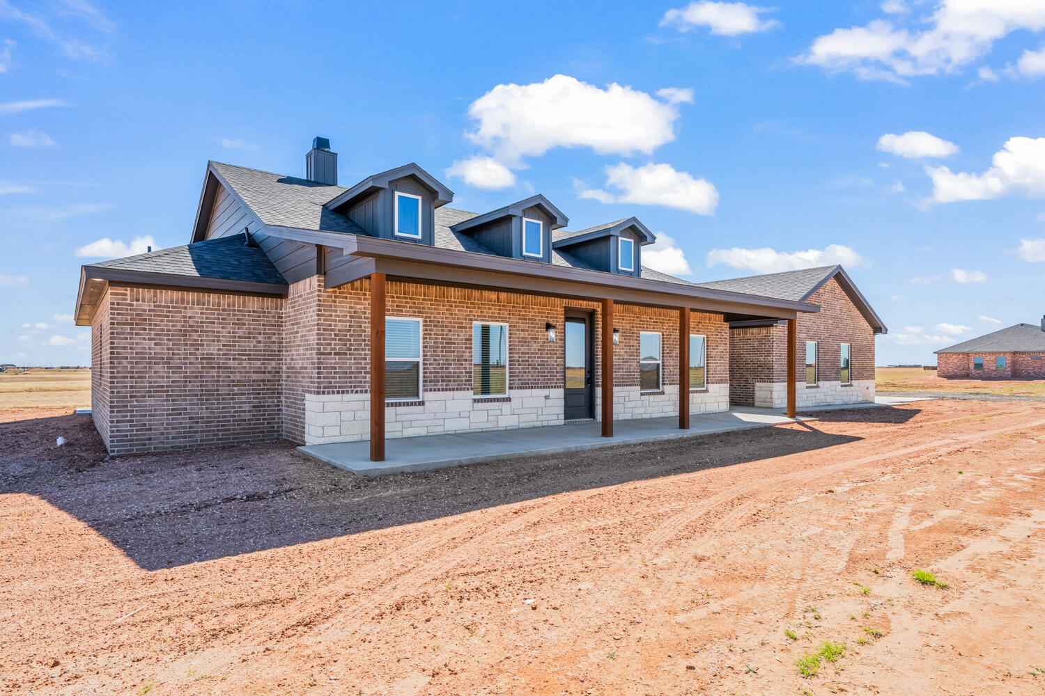 4121 County Road 7900