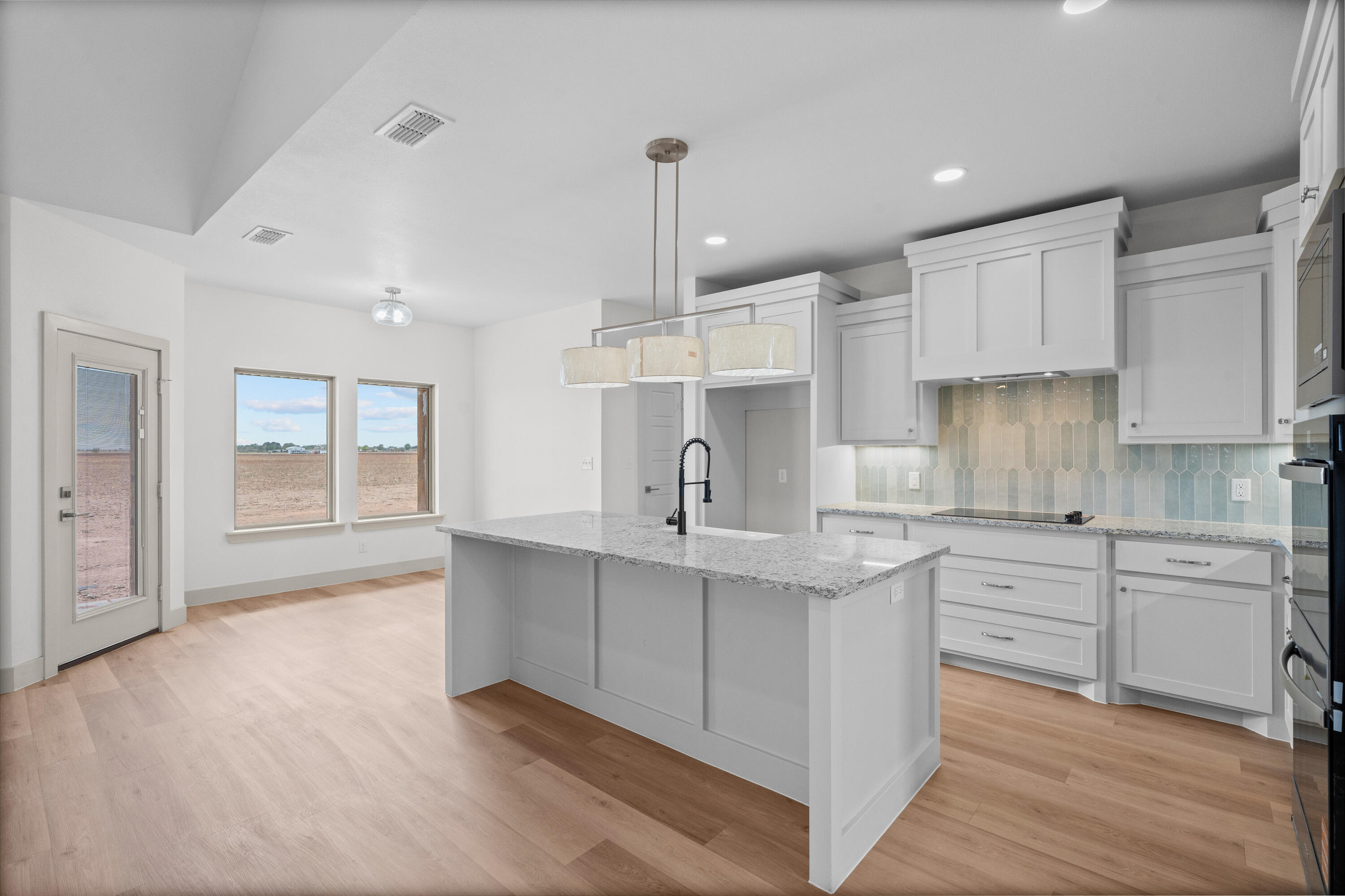 5421 County Road 6100