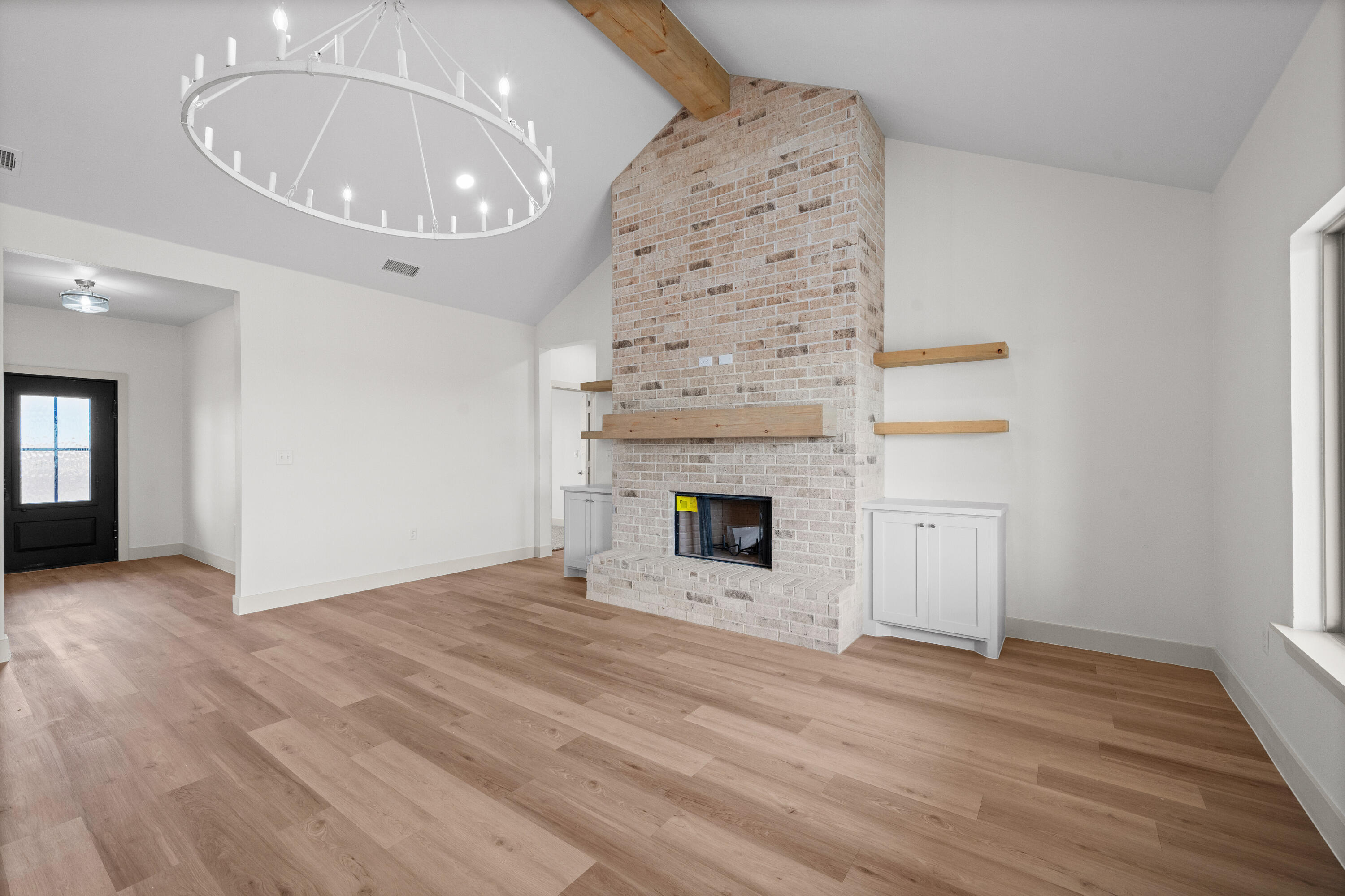 5421 County Road 6100