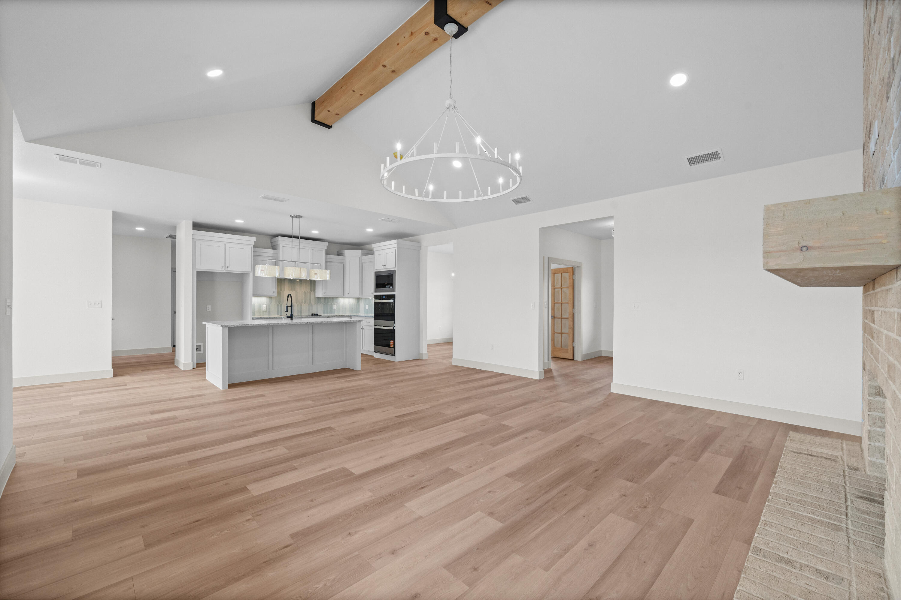 5421 County Road 6100