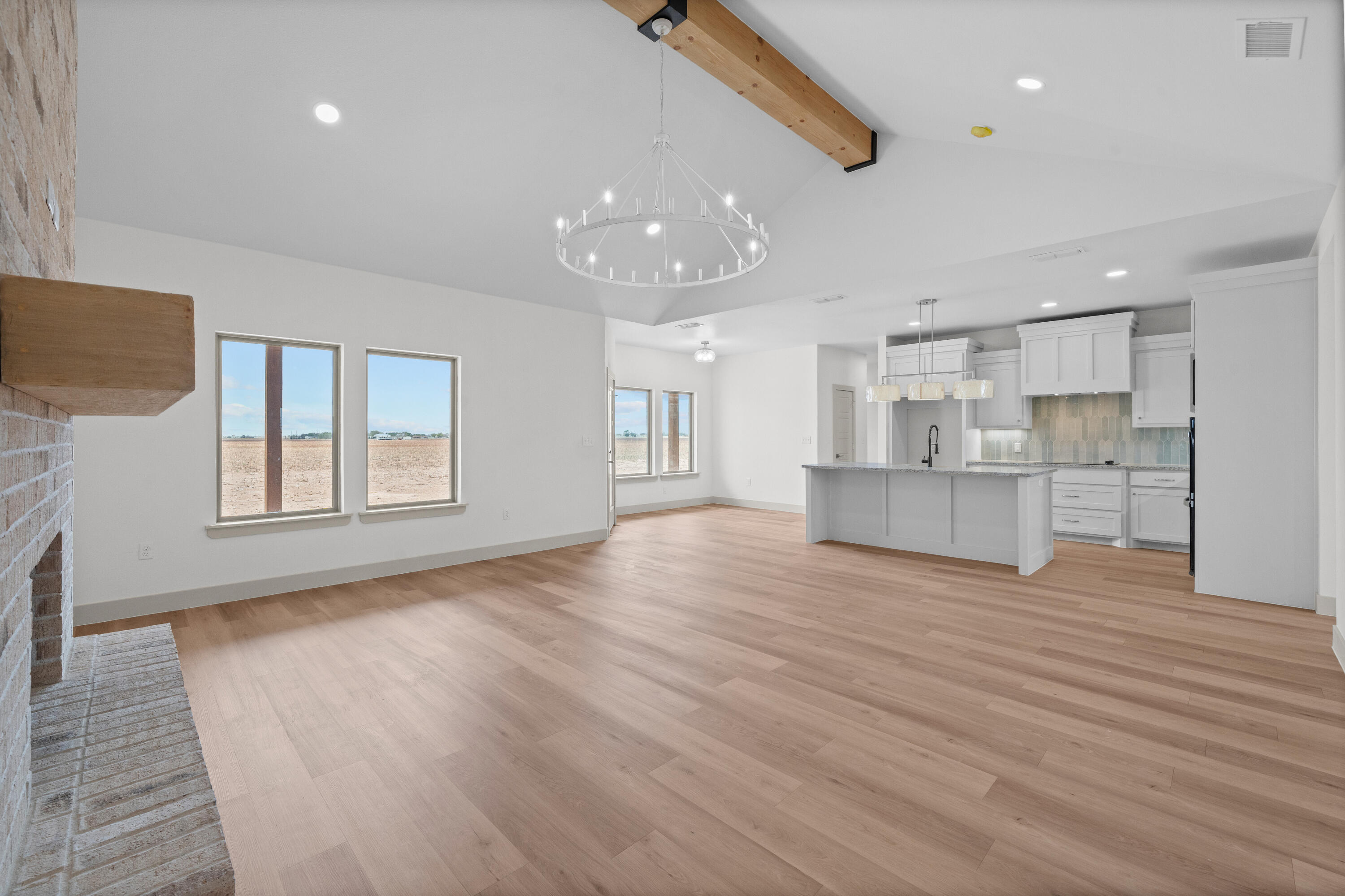 5421 County Road 6100