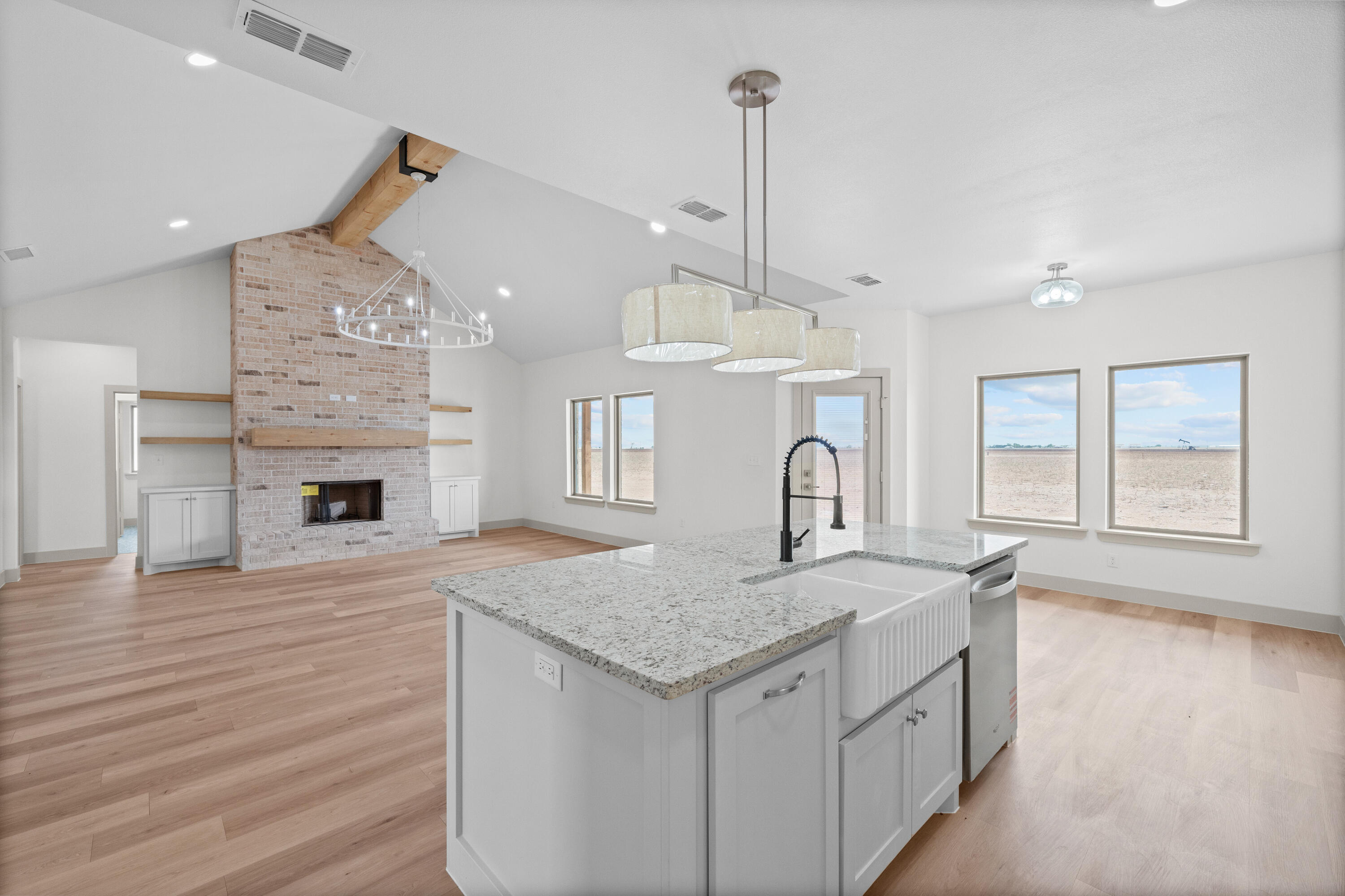 5421 County Road 6100