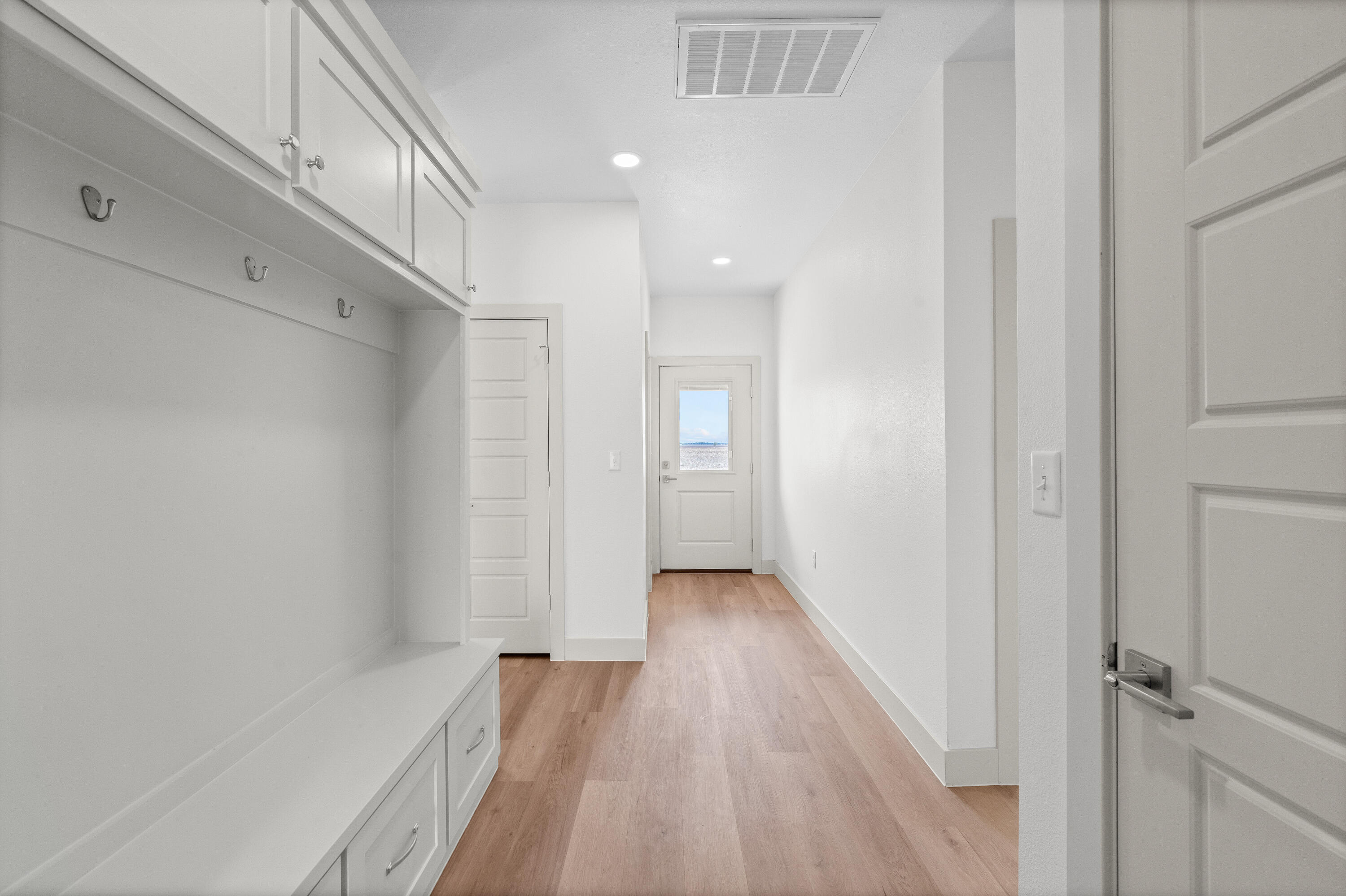 5421 County Road 6100