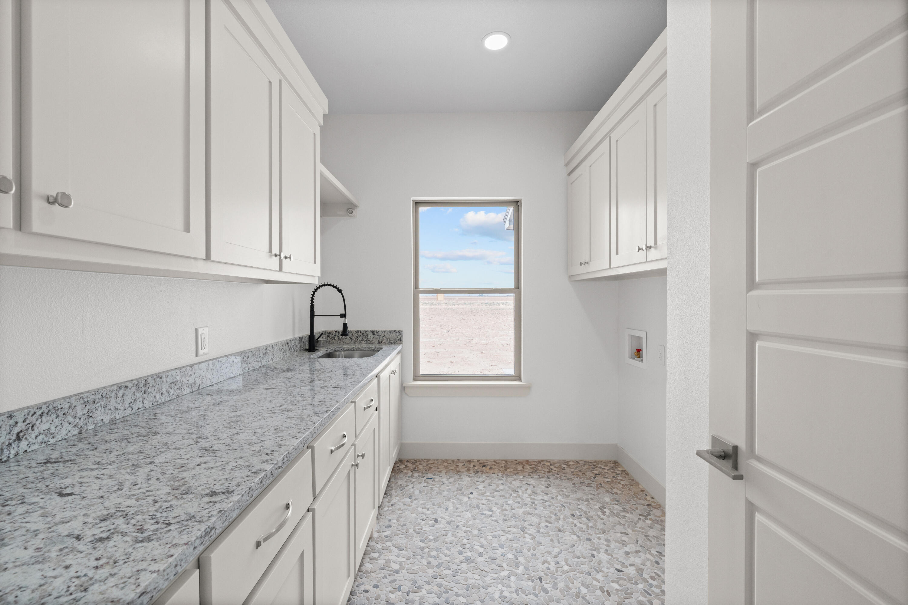 5421 County Road 6100