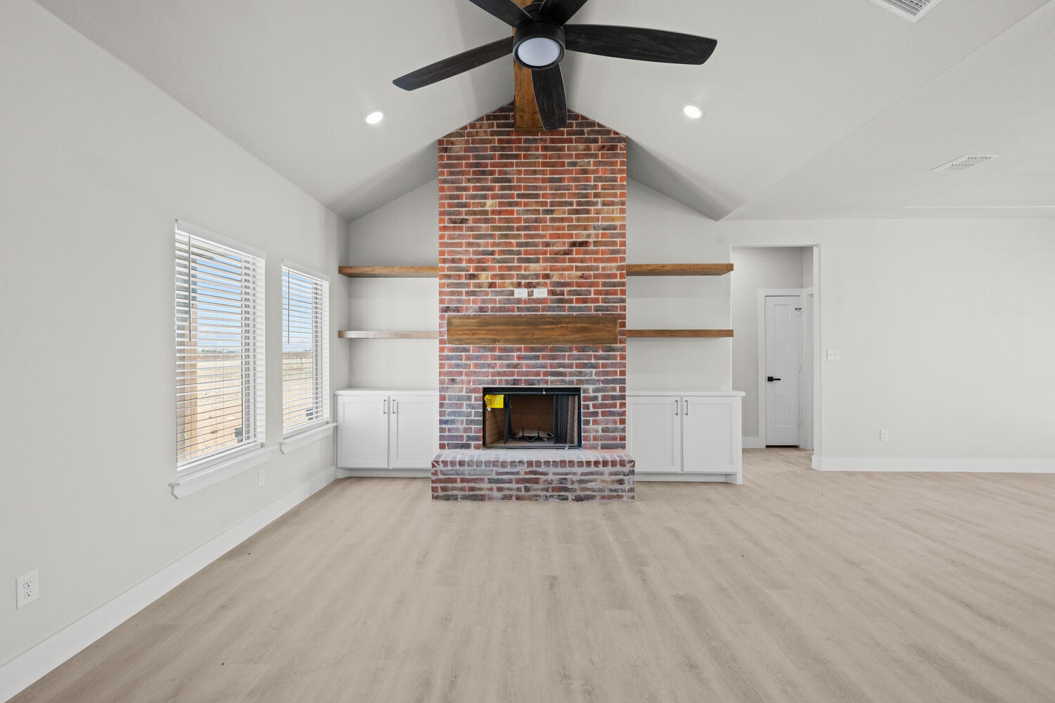 17008 County Road 3100