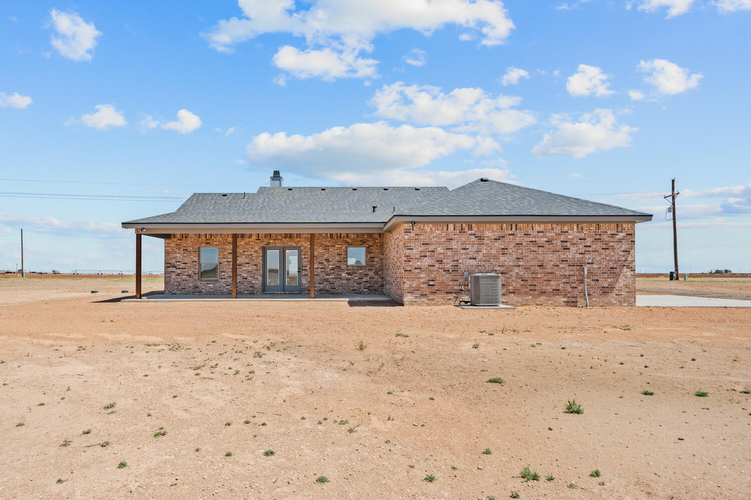 16904 County Road 3100