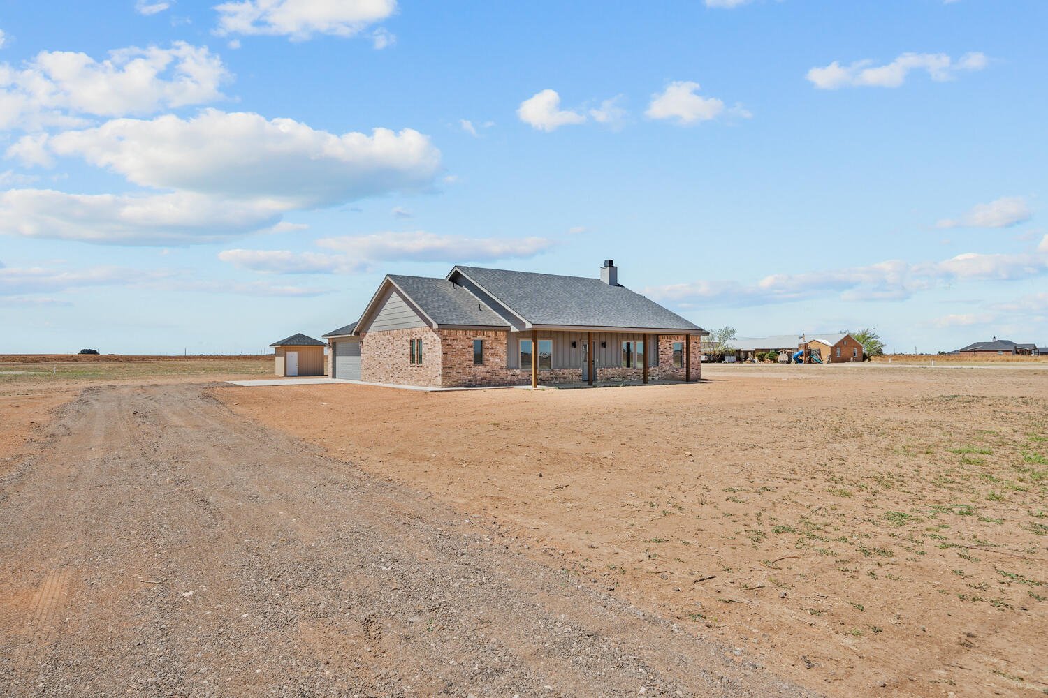 16904 County Road 3100