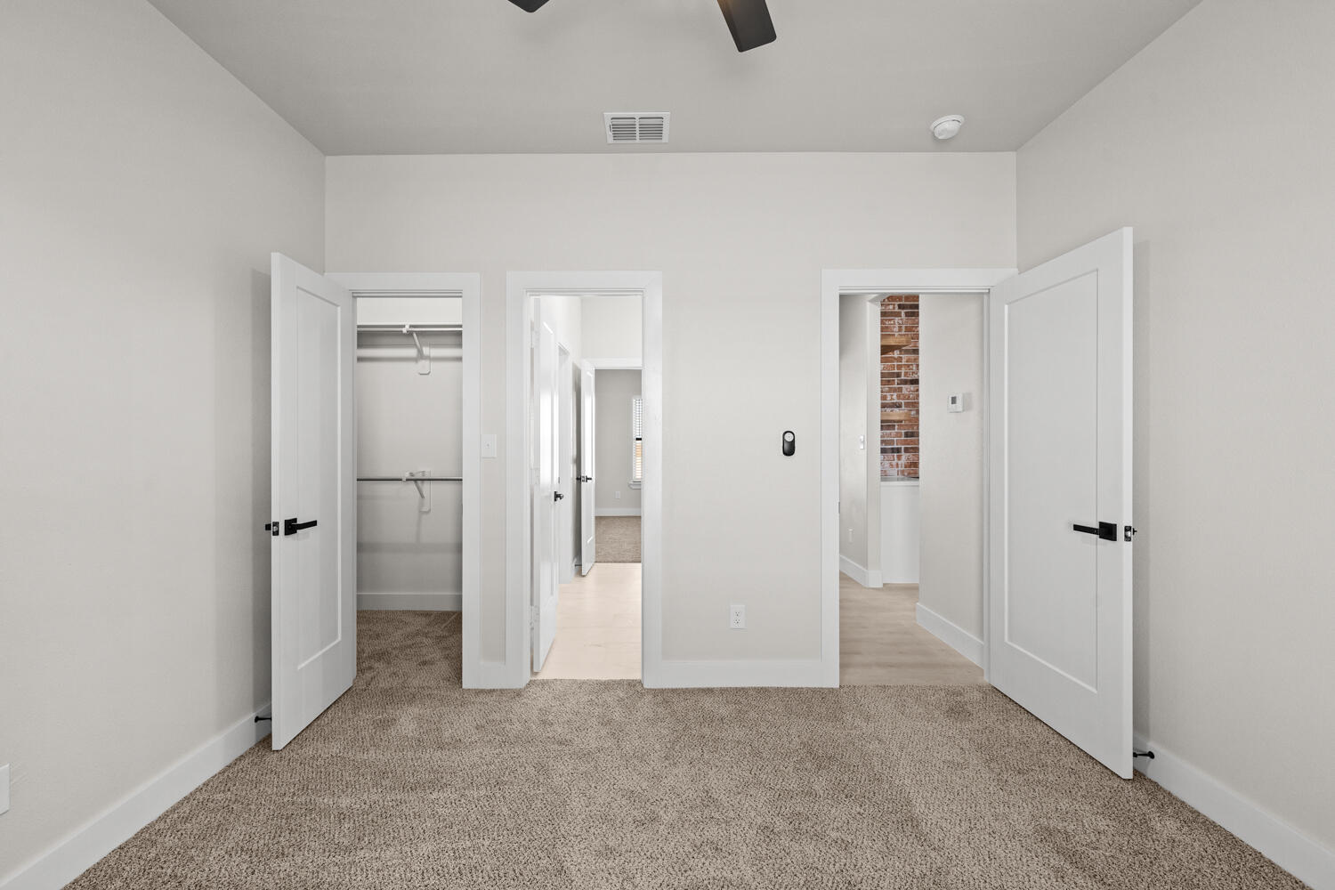 16904 County Road 3100