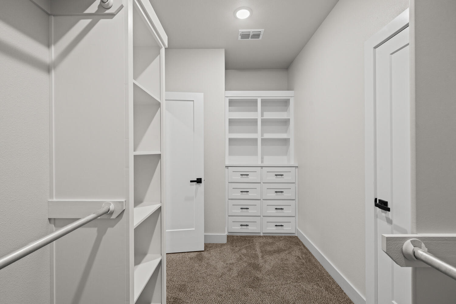 16904 County Road 3100