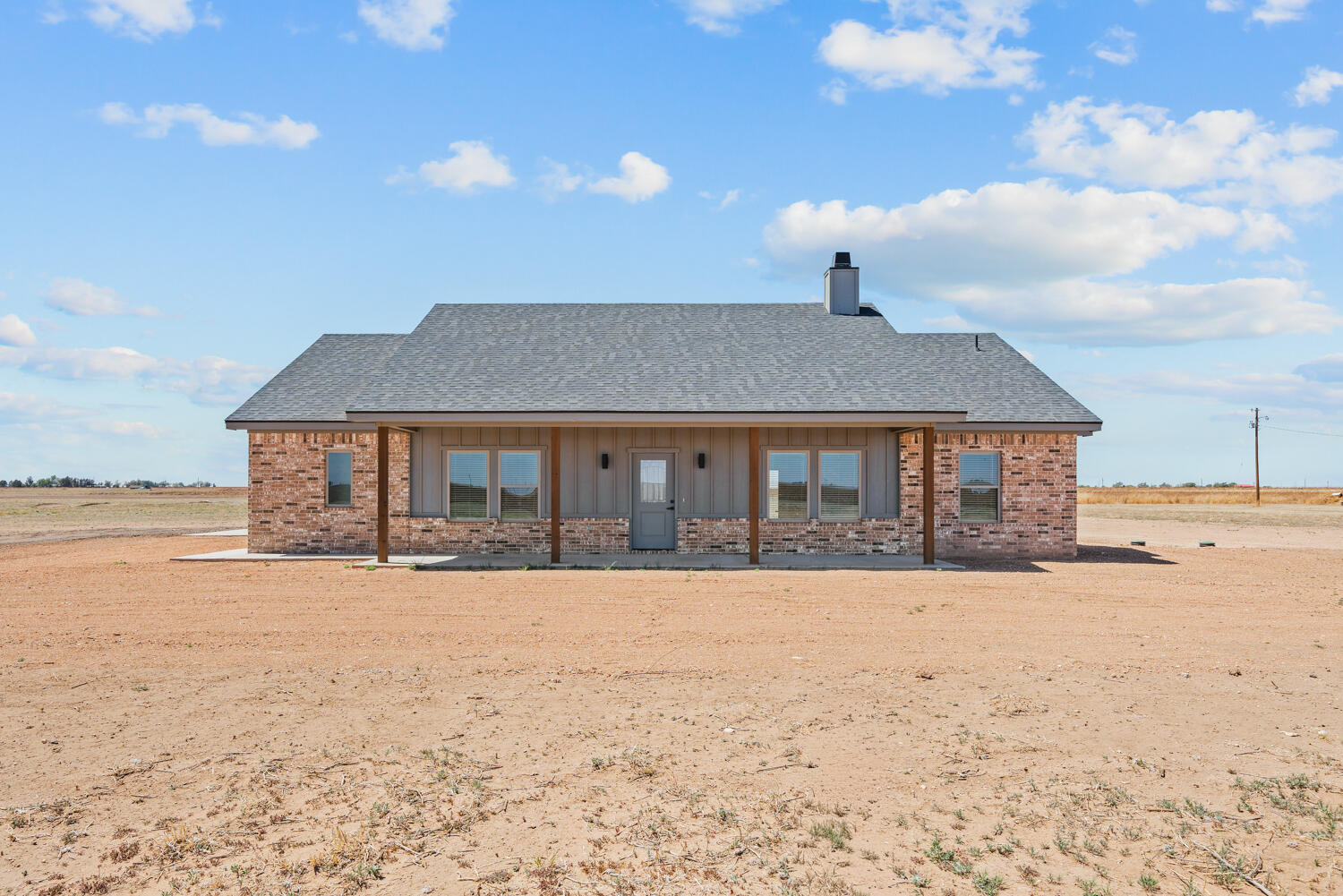 16904 County Road 3100