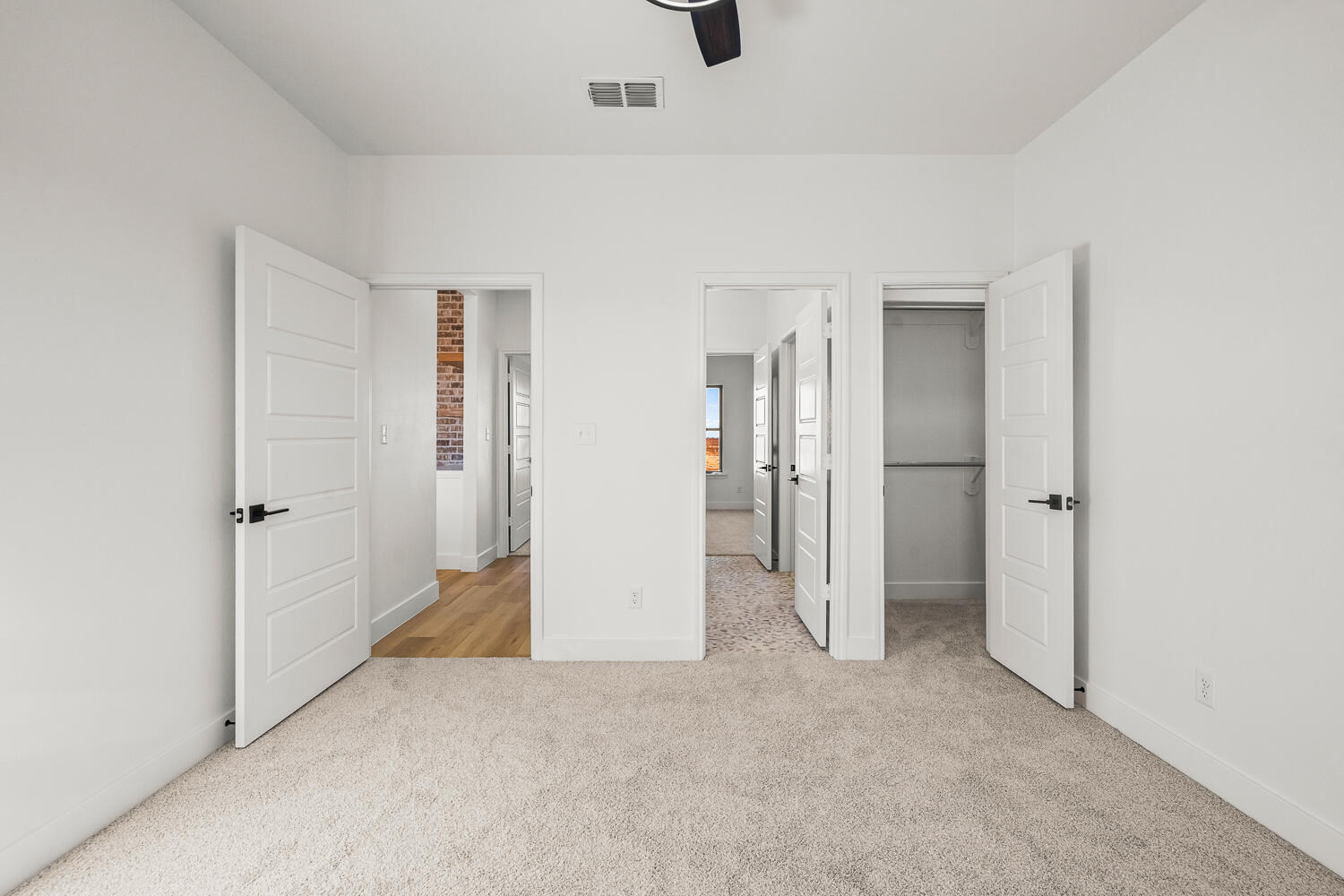 4084 Hawk Road