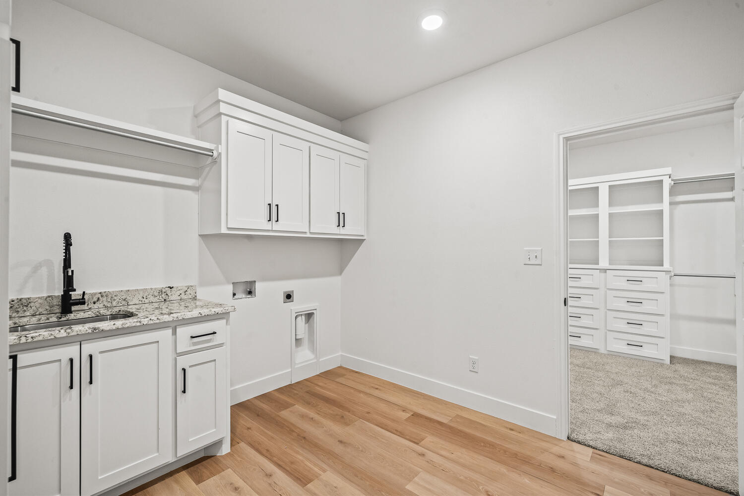 4084 Hawk Road