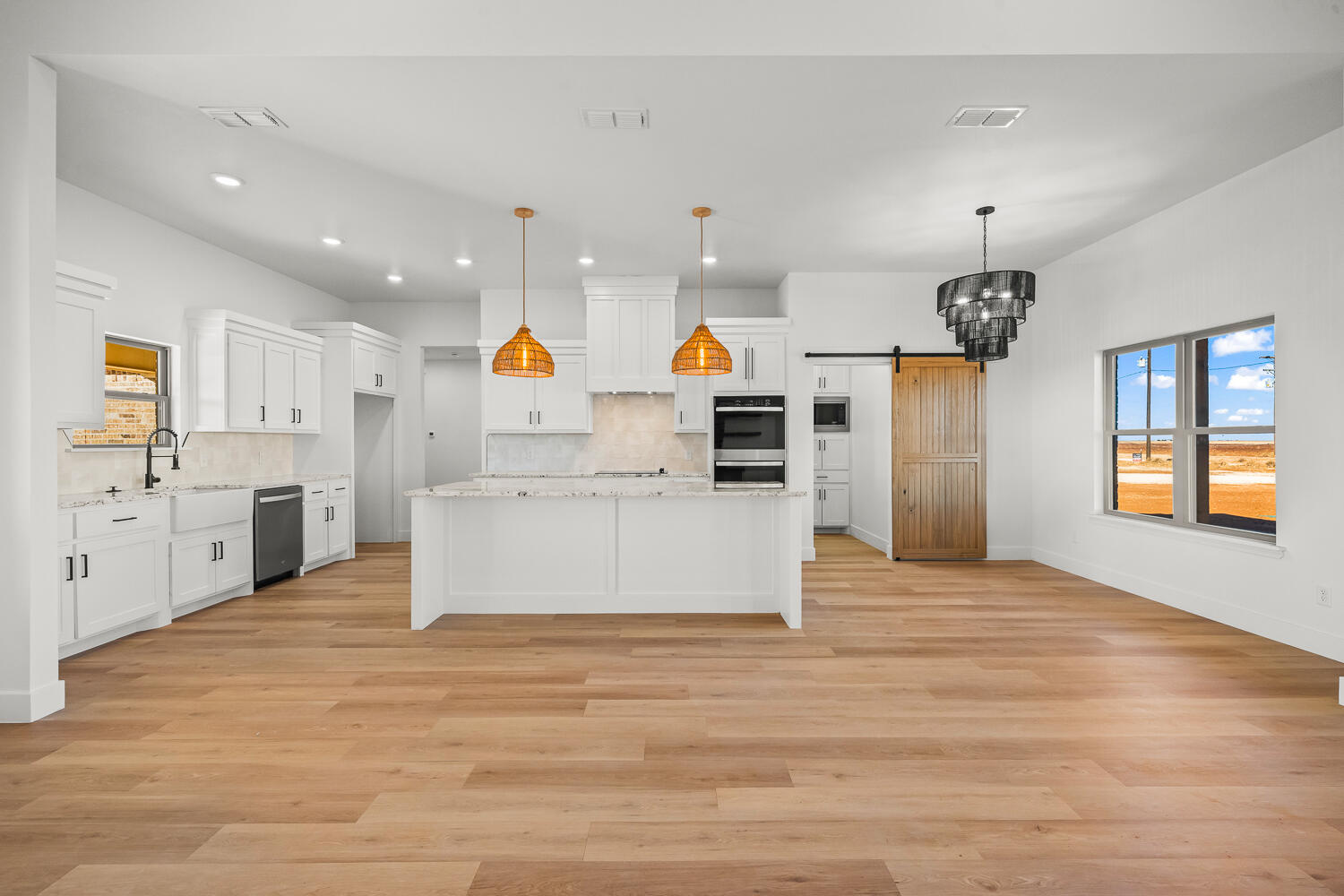 4084 Hawk Road