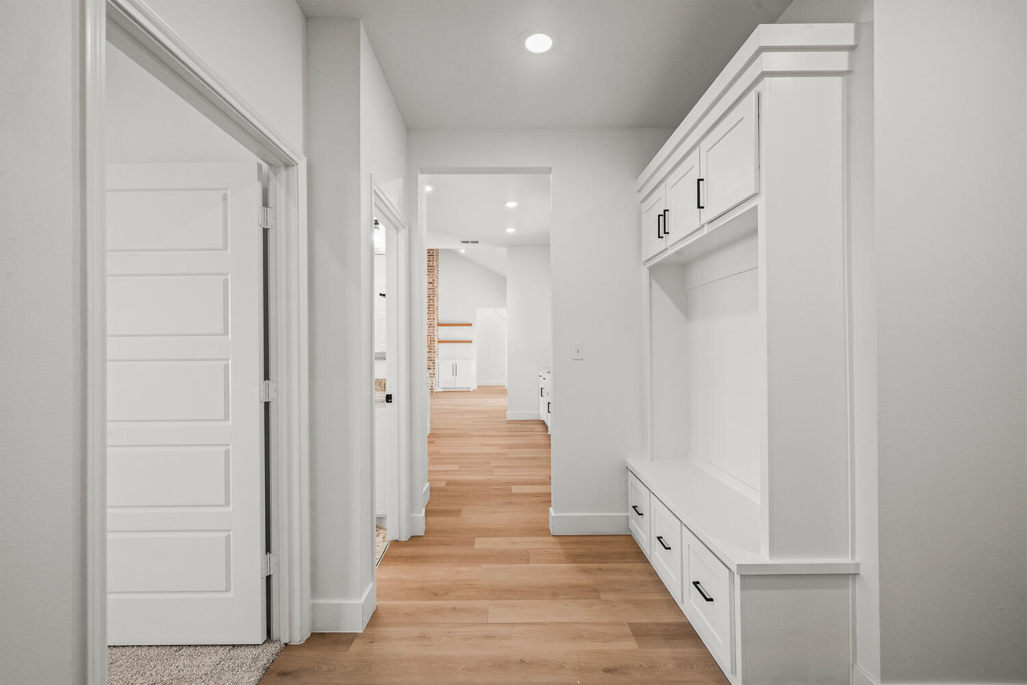 4084 Hawk Road