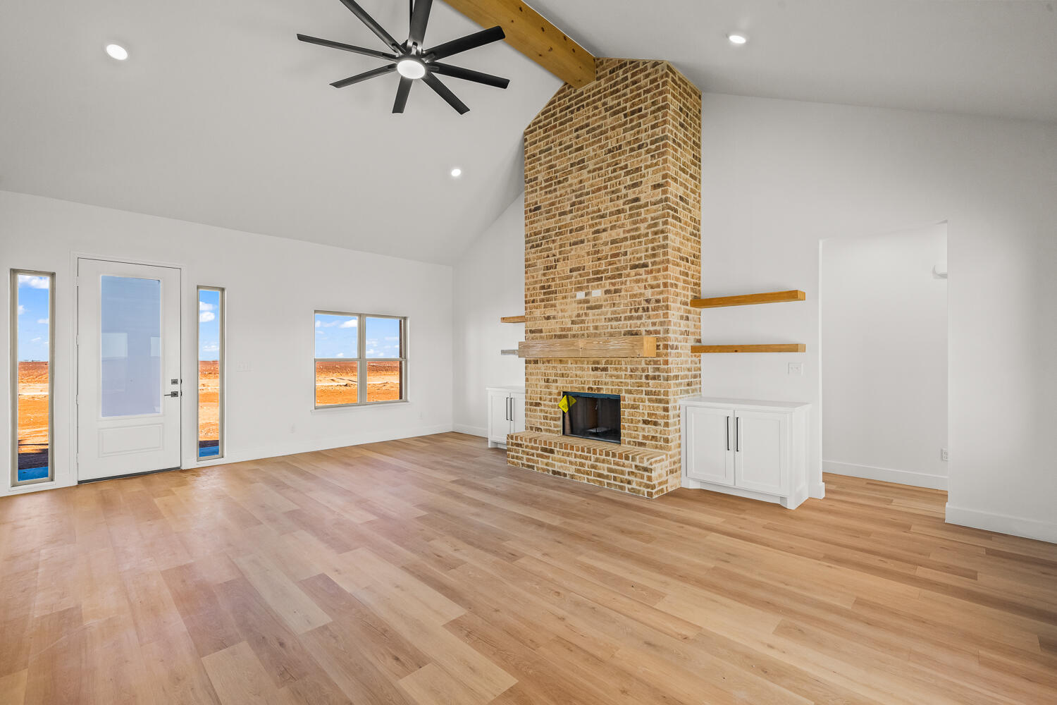 4084 Hawk Road