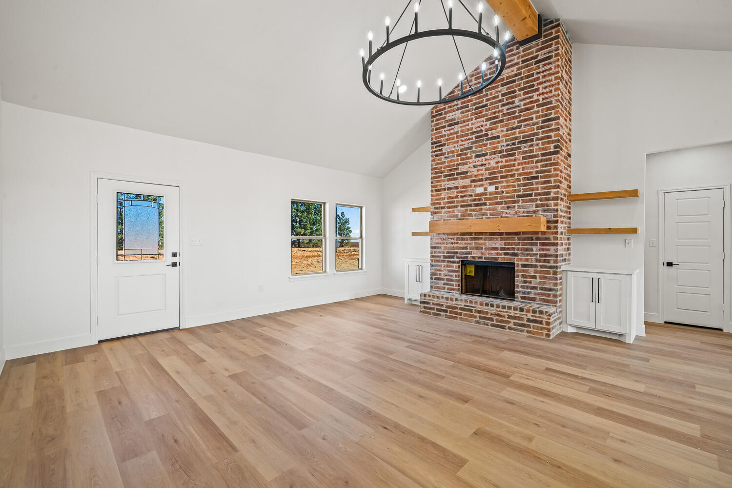 4062 Hawk Road