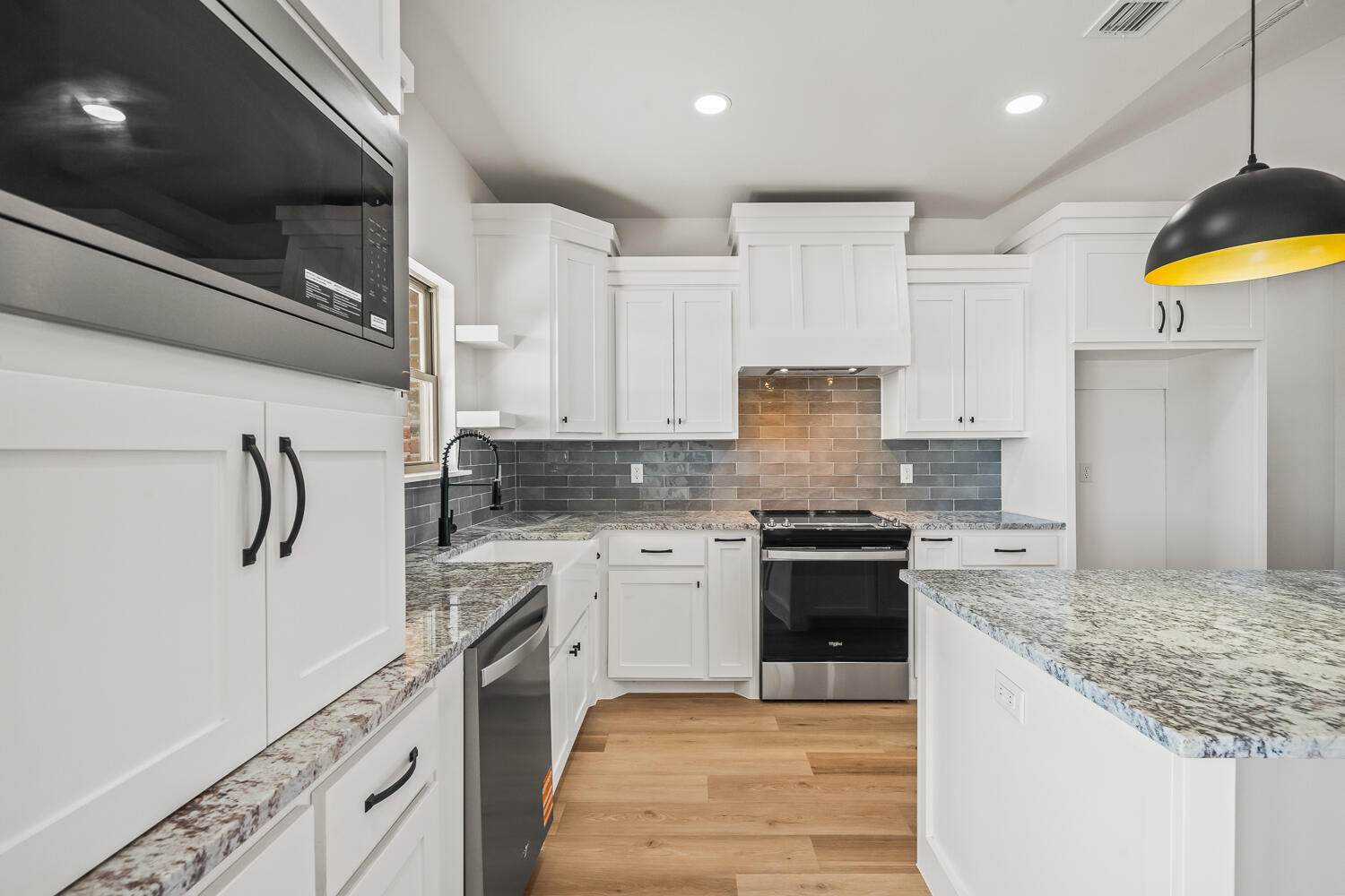 4062 Hawk Road