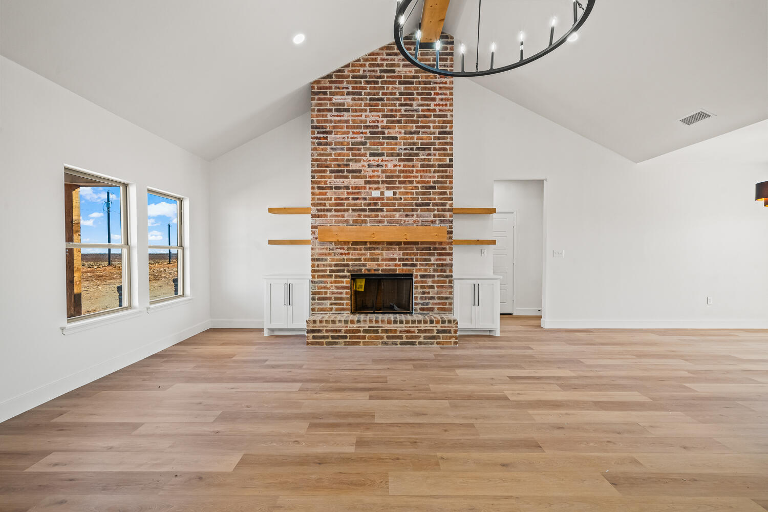 4062 Hawk Road
