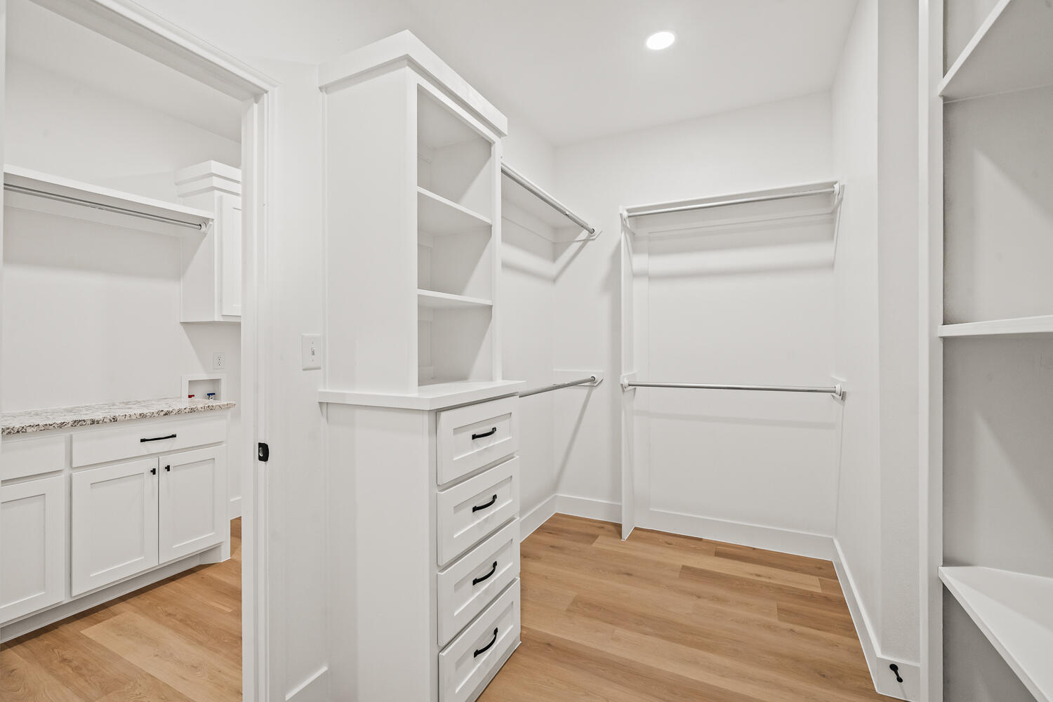 4062 Hawk Road