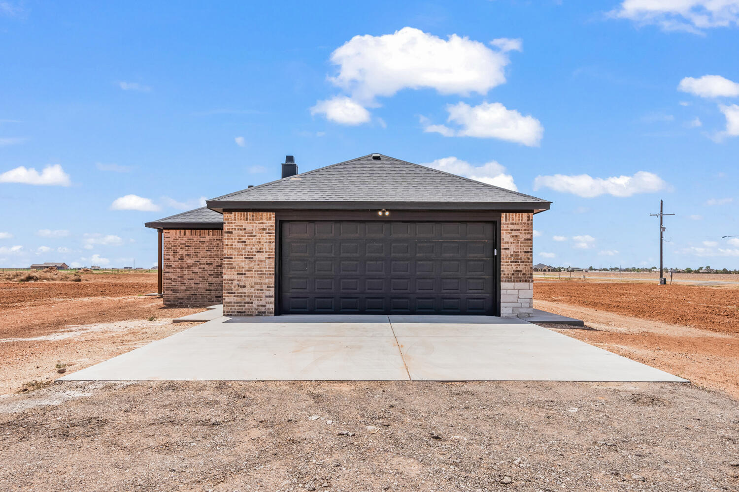 8005 County Road 6100