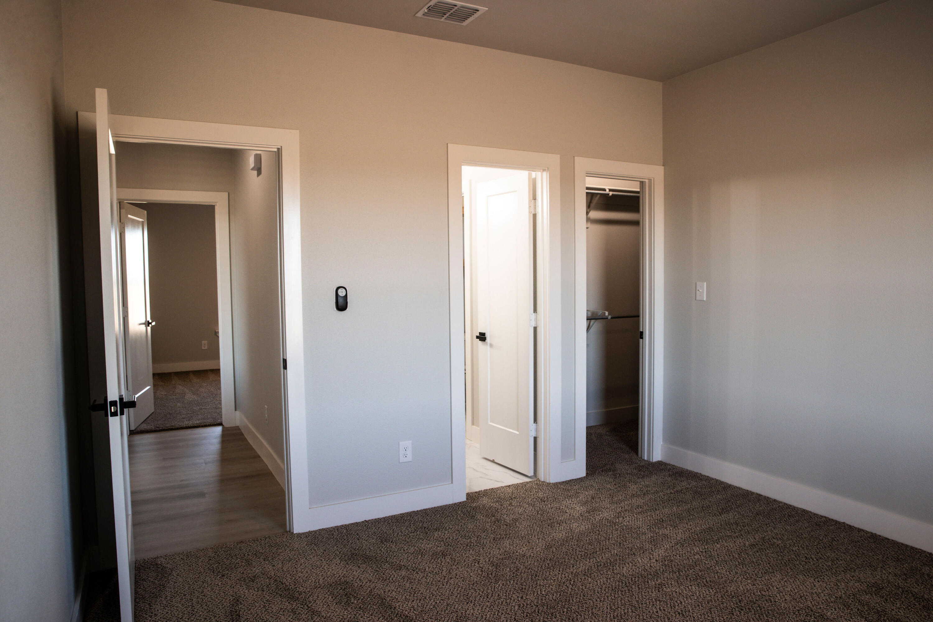 6710 N F M 2528
