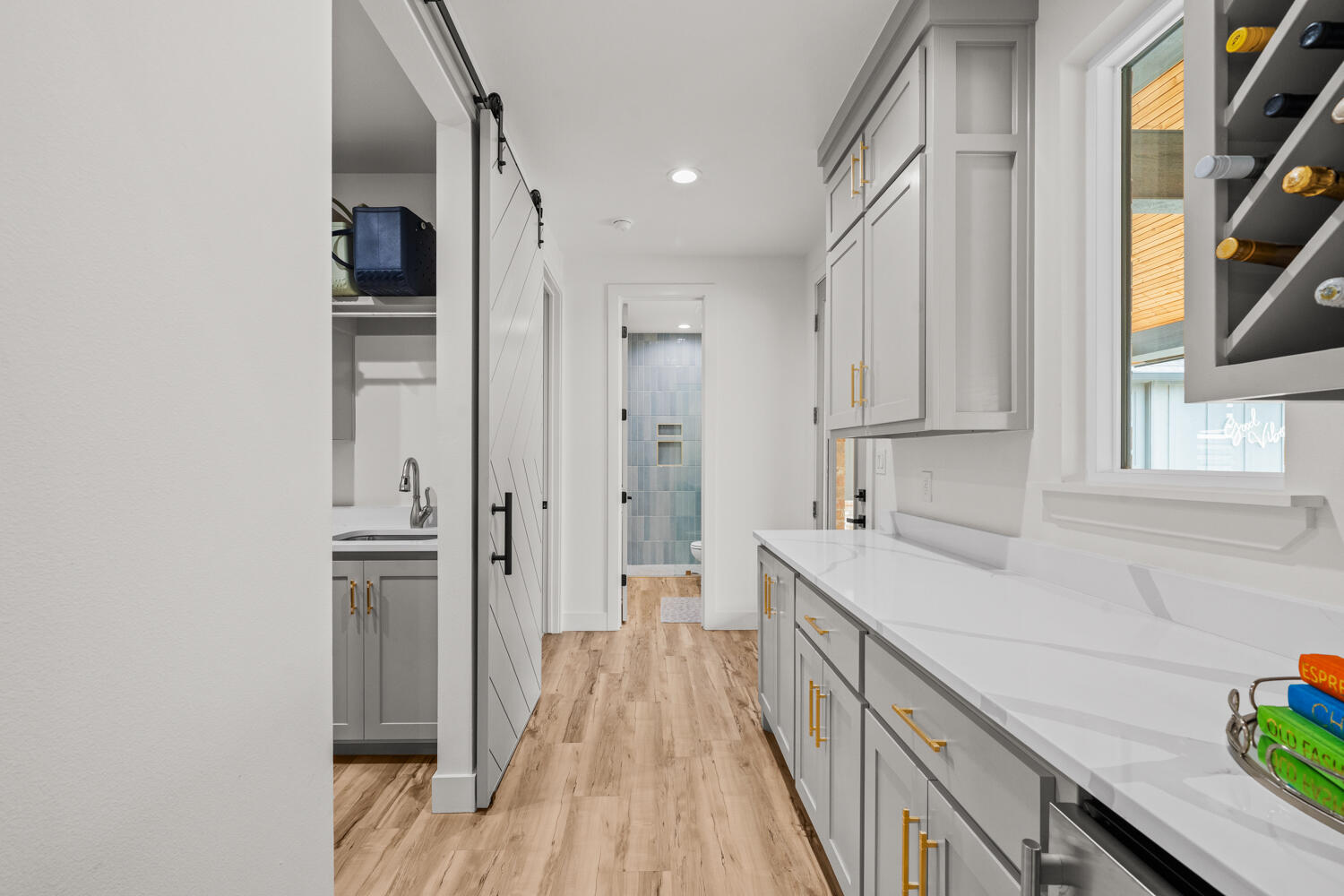 803 Avenue U