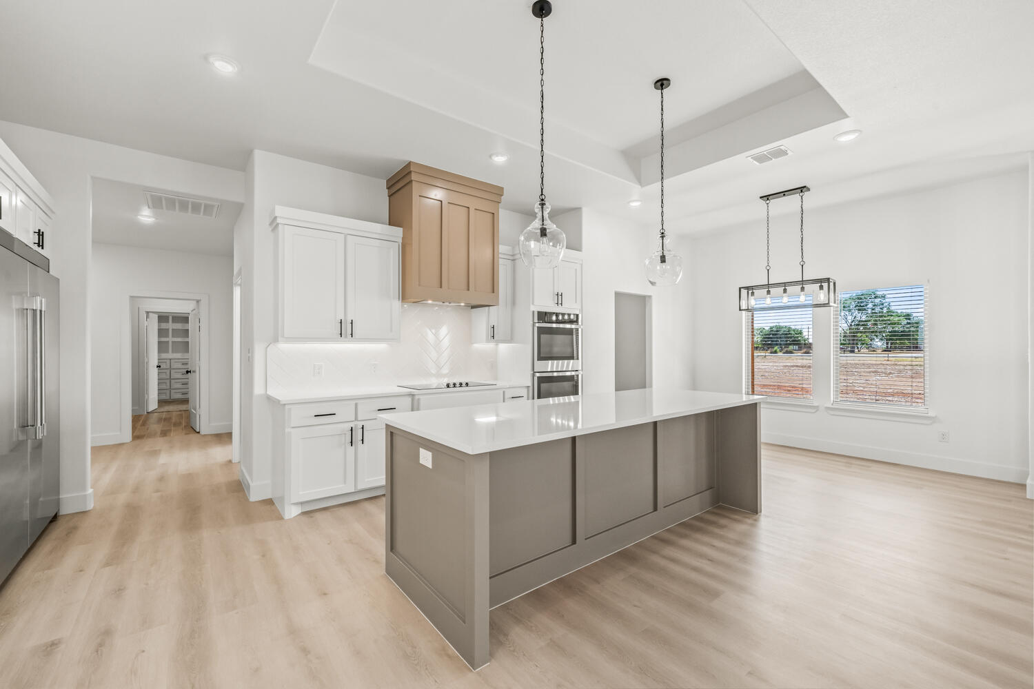 6512 N Farm To Market 2528