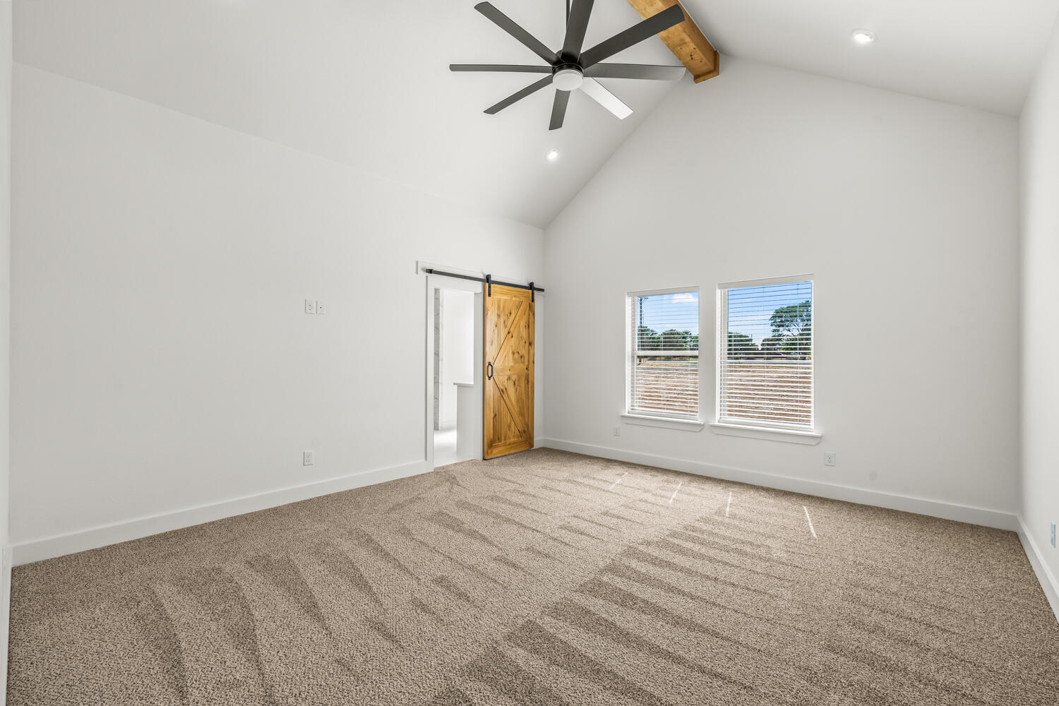 6512 N Farm To Market 2528