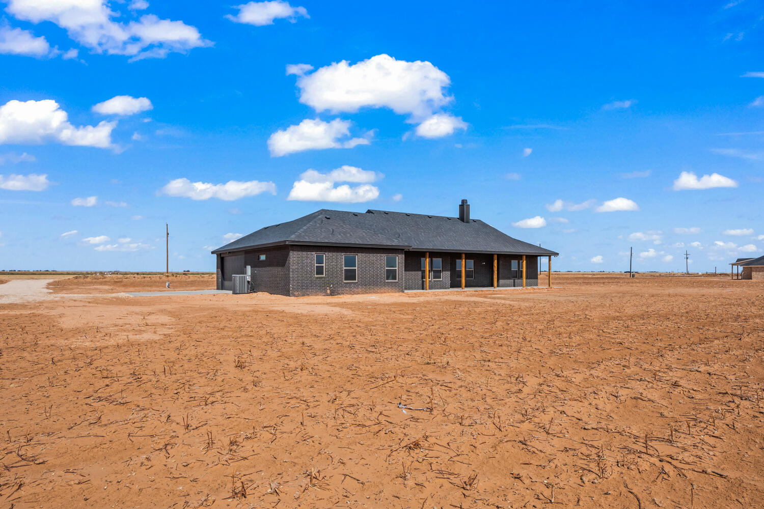 5601 County Road 6100