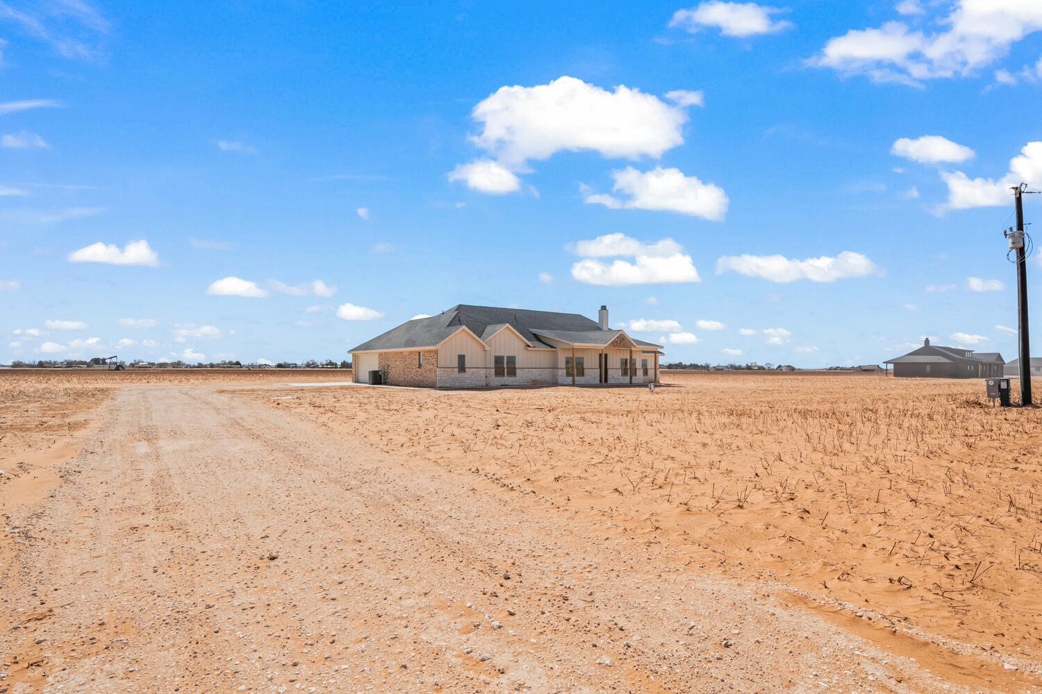 5513 County Road 6100