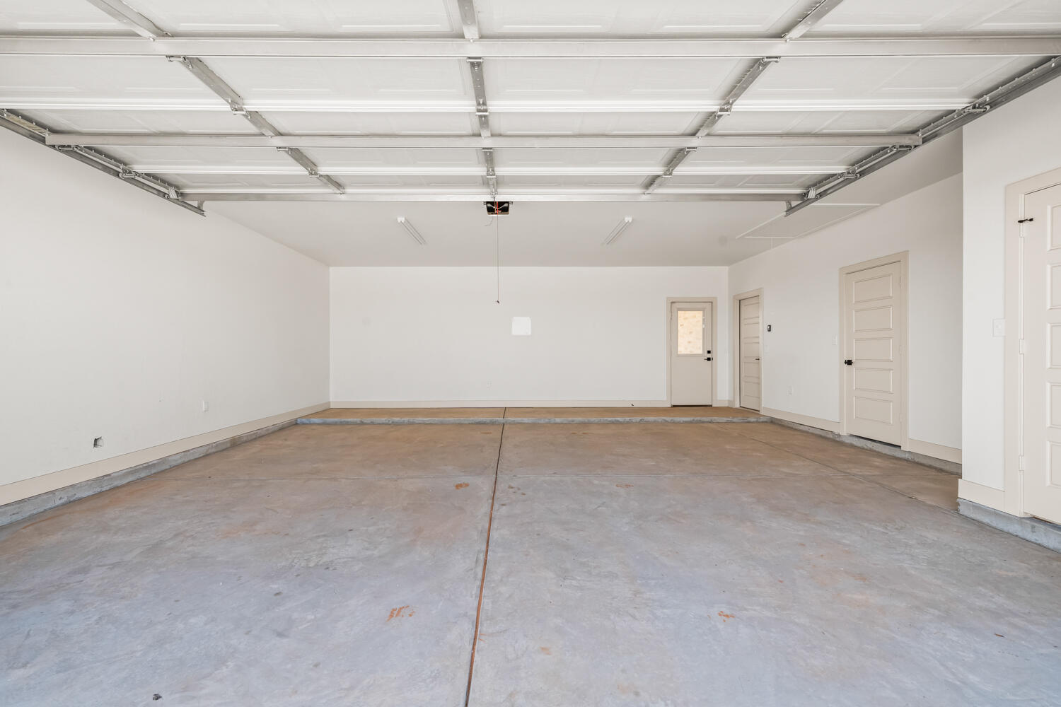 5513 County Road 6100