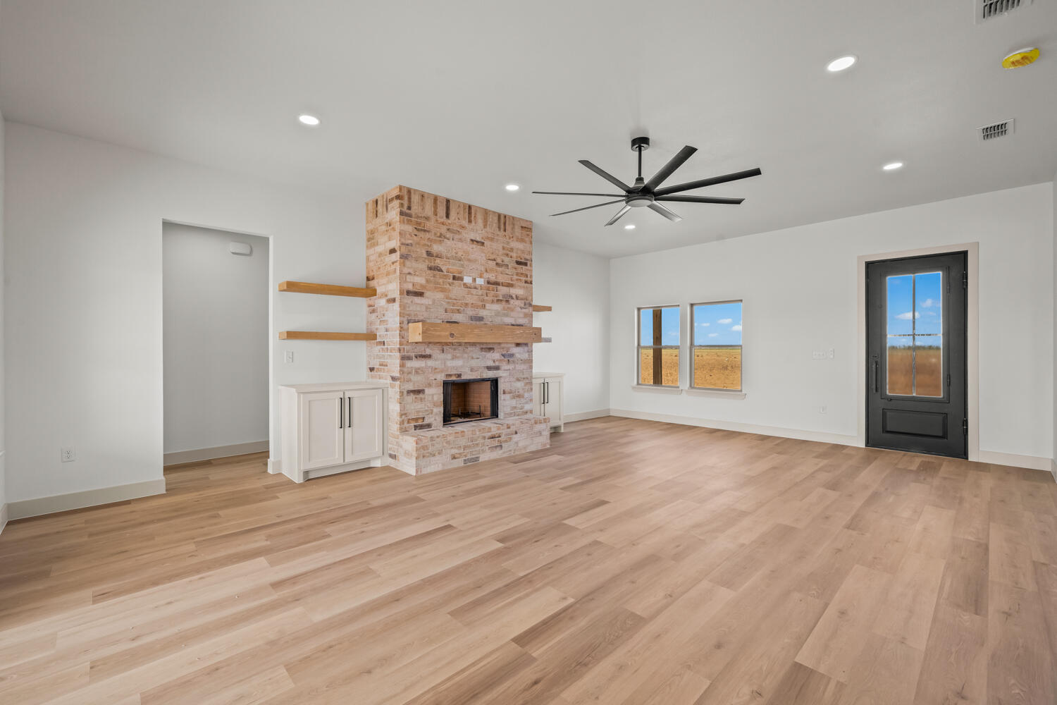 5513 County Road 6100