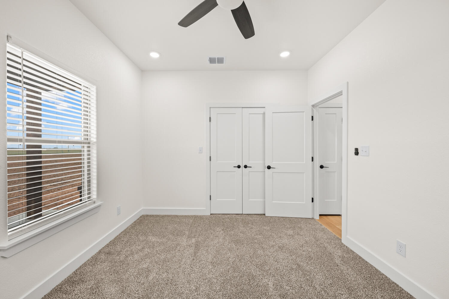 7511 N Farm To Market Road 1729
