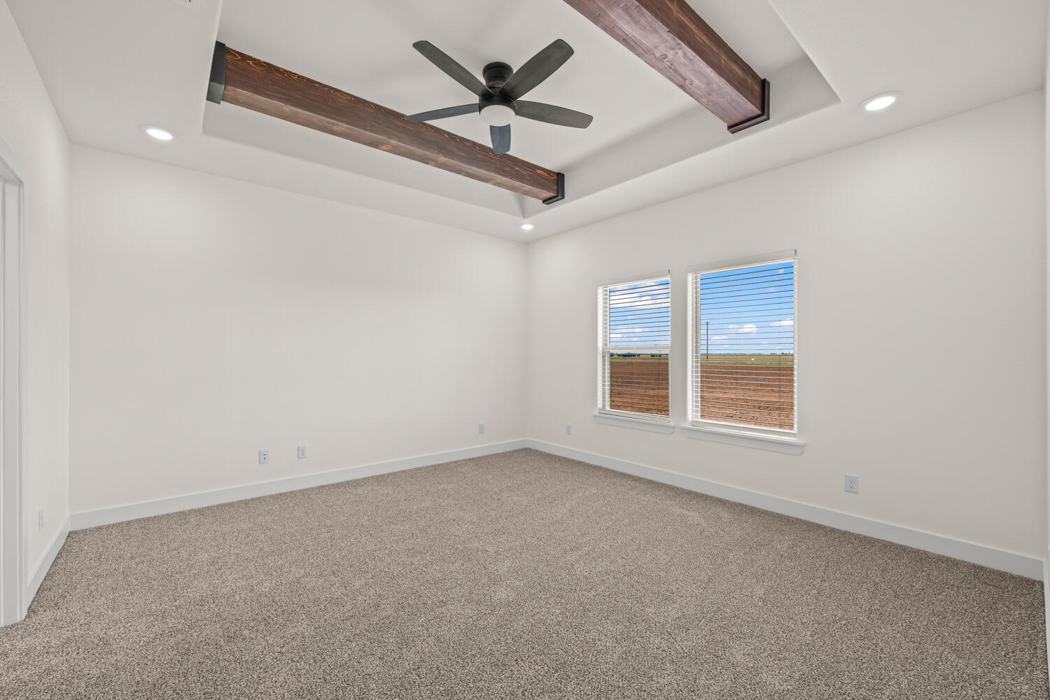 7511 N Farm To Market Road 1729