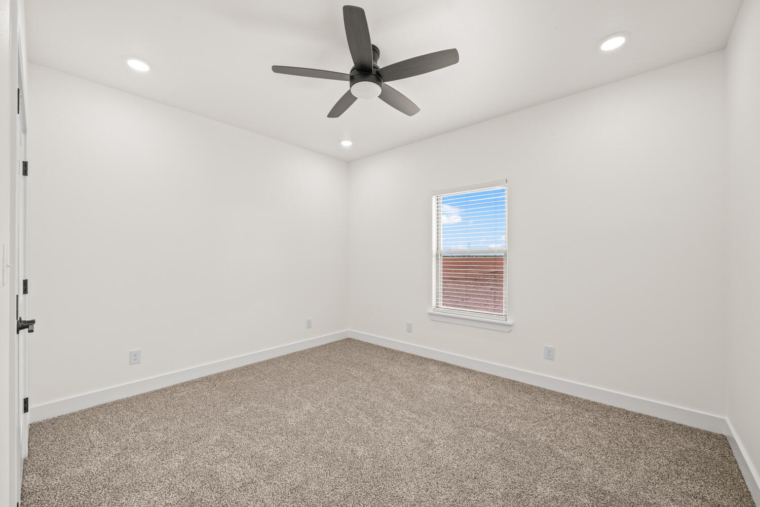 7511 N Farm To Market Road 1729