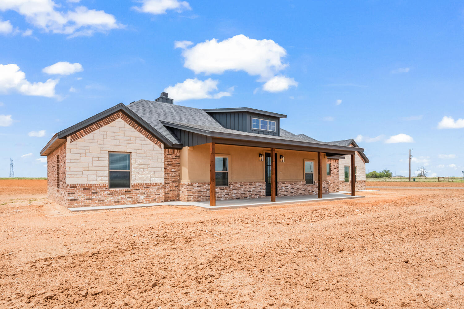 7511 N Farm To Market Road 1729
