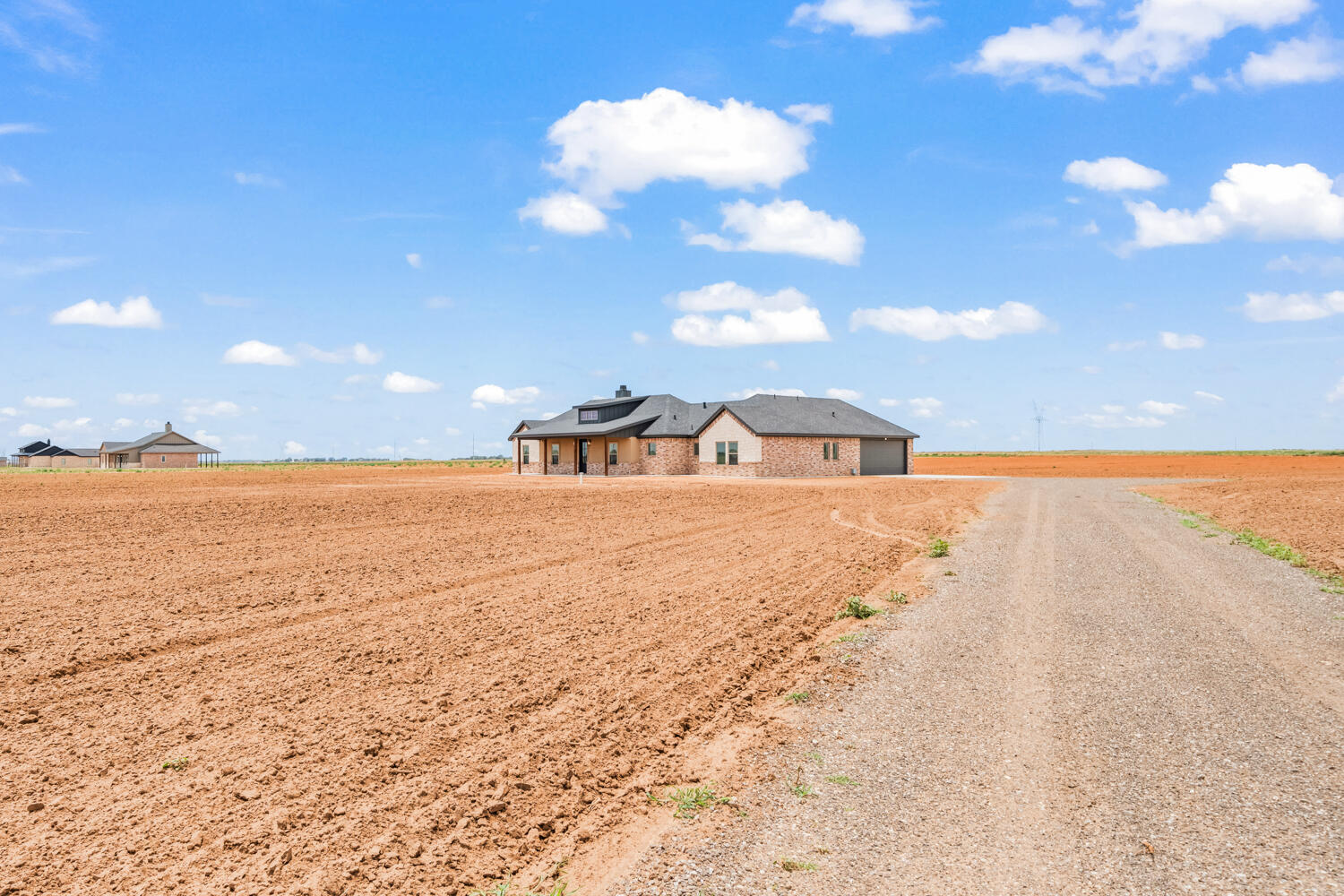 7511 N Farm To Market Road 1729