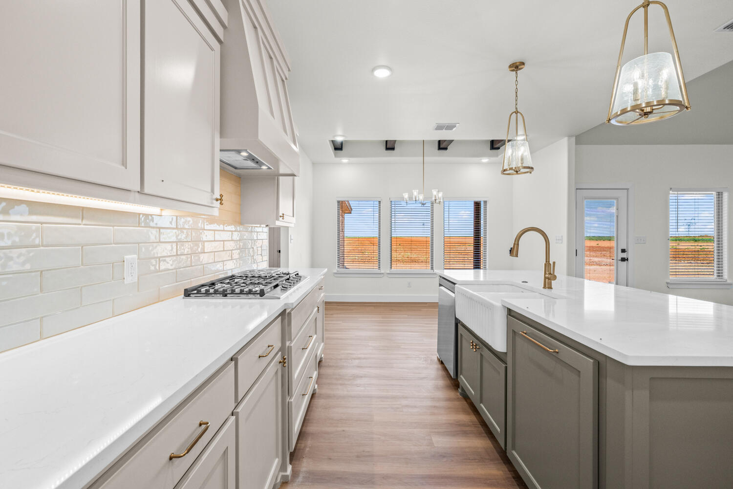 7013 N Farm To Market Road 1729