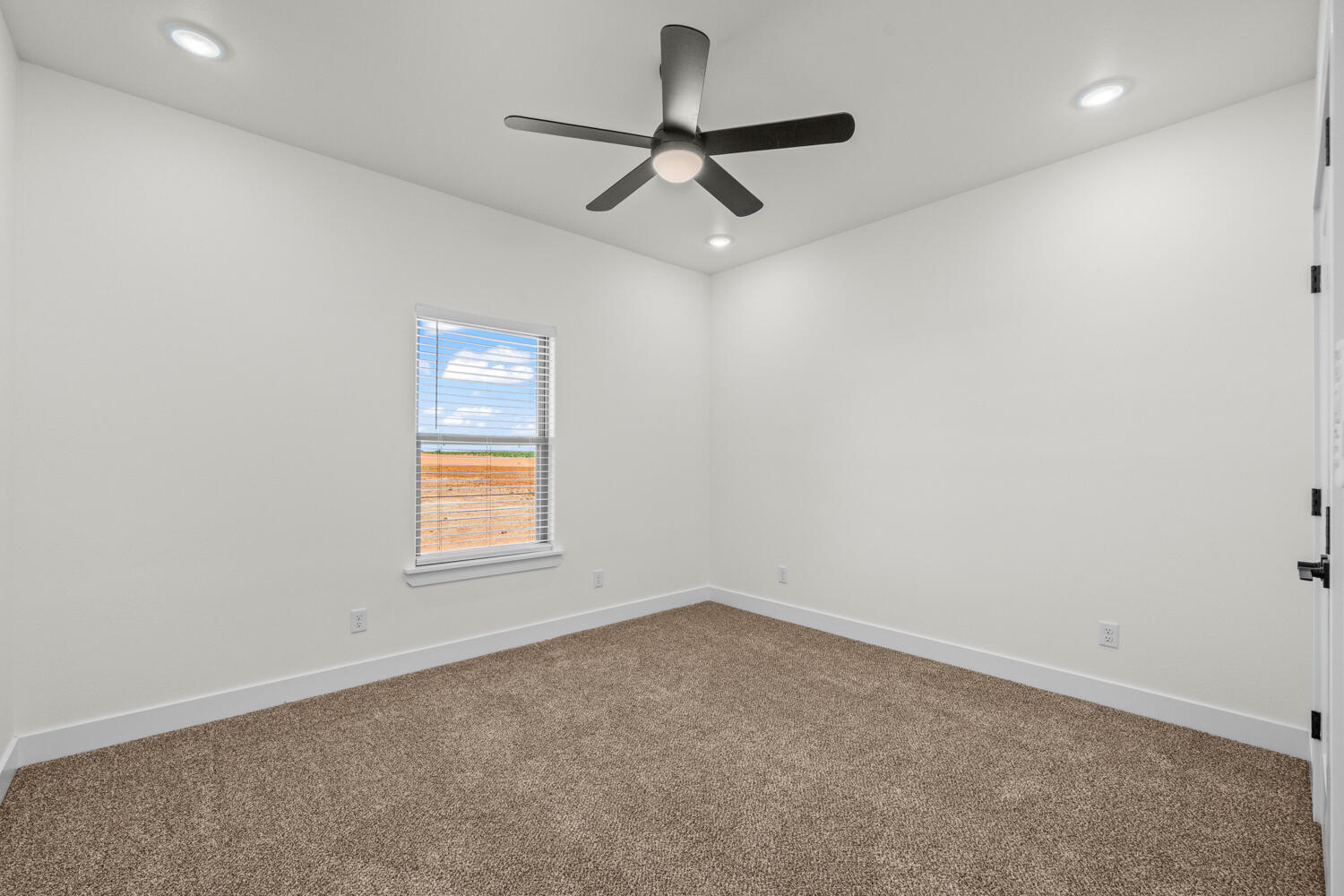 7013 N Farm To Market Road 1729